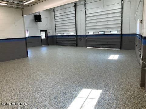 185 W Commodore Boulevard Image 3