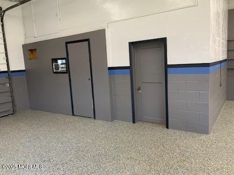 185 W Commodore Boulevard Image 5