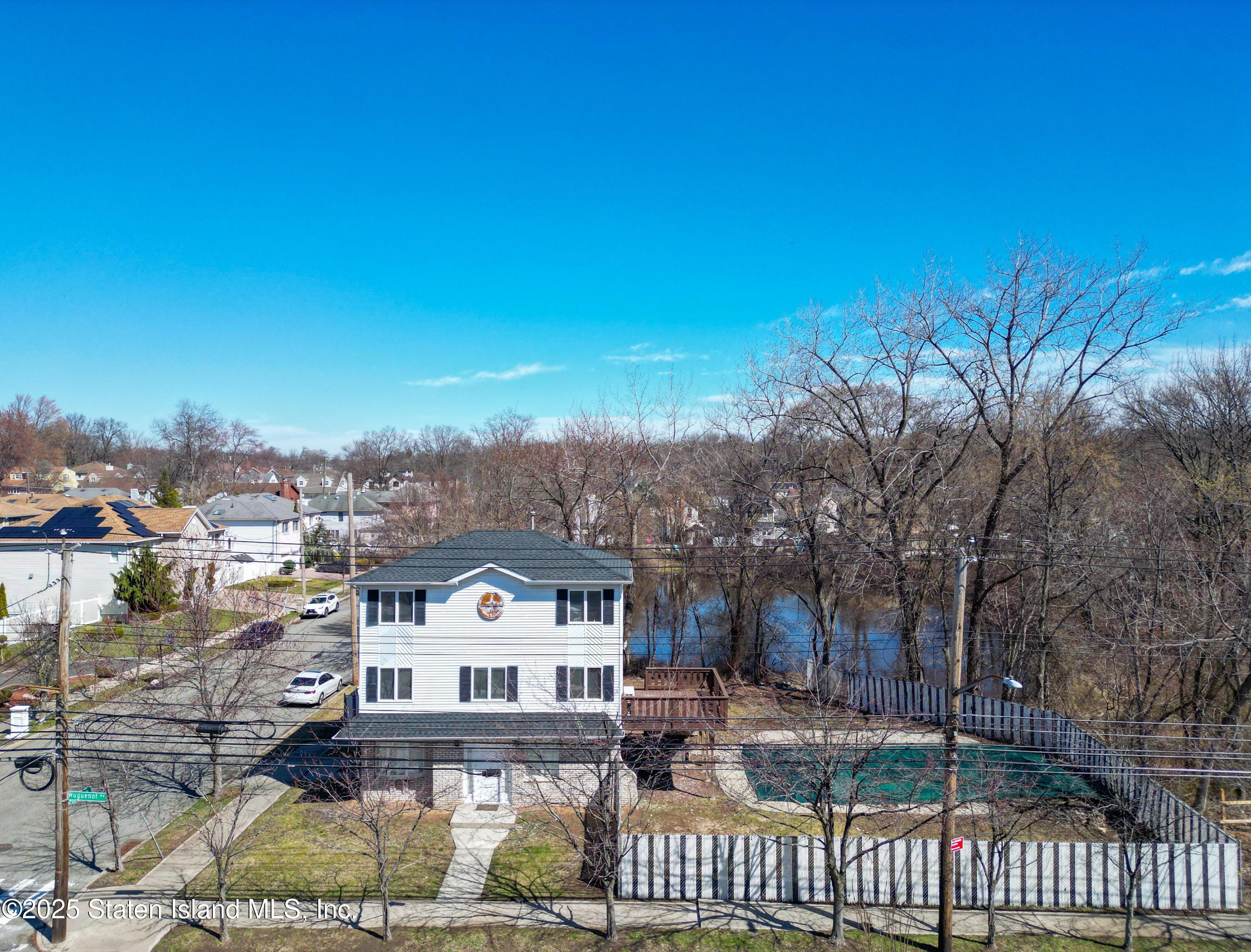 374 Billiou Street Image 3