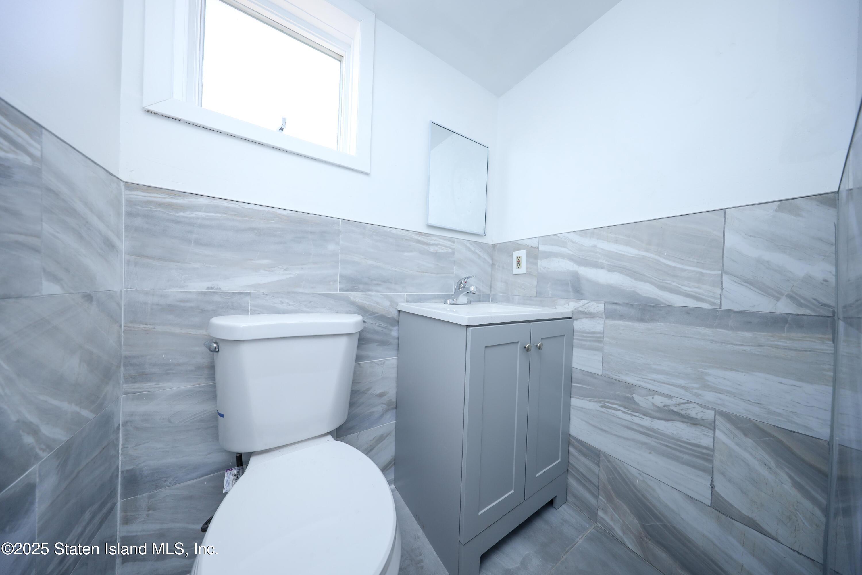 374 Billiou Street, Staten Island, NY, 10312 image 24