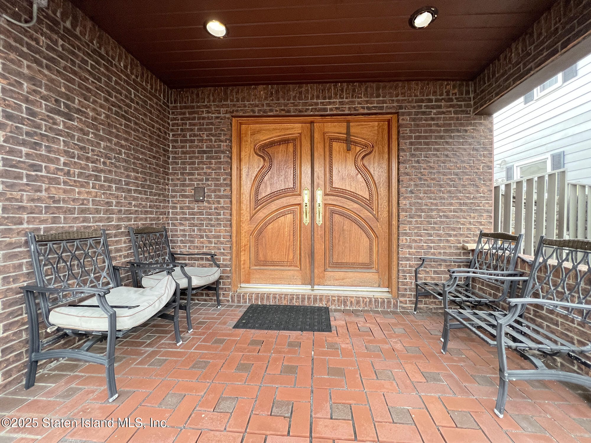 504 Mcclean Avenue Image 4