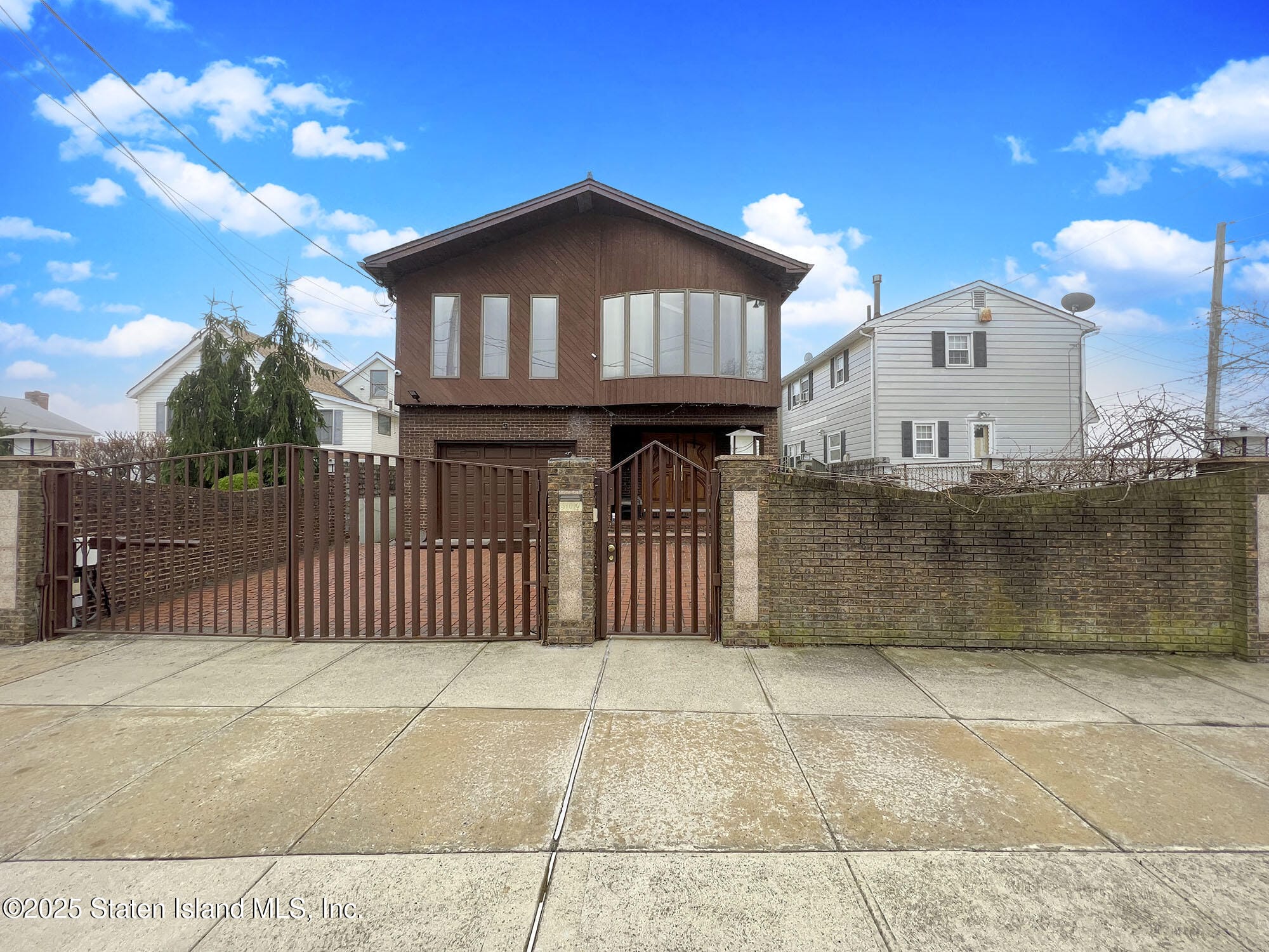 504 Mcclean Avenue Image 1