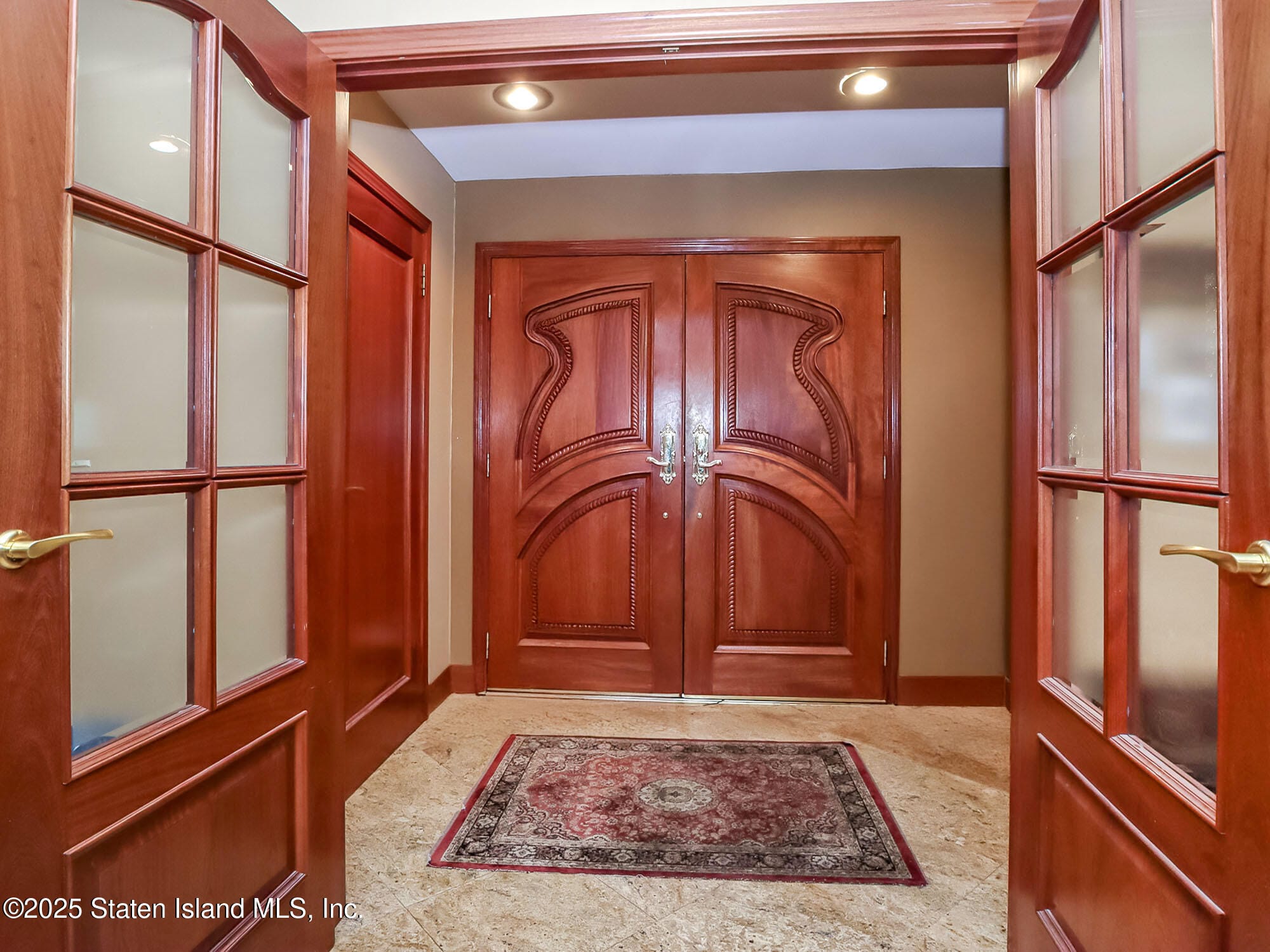 504 Mcclean Avenue Image 5