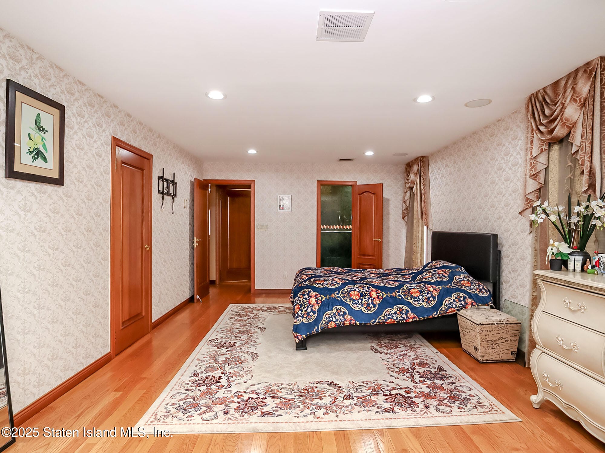 504 Mcclean Avenue, Staten Island, NY, 10305 image 23