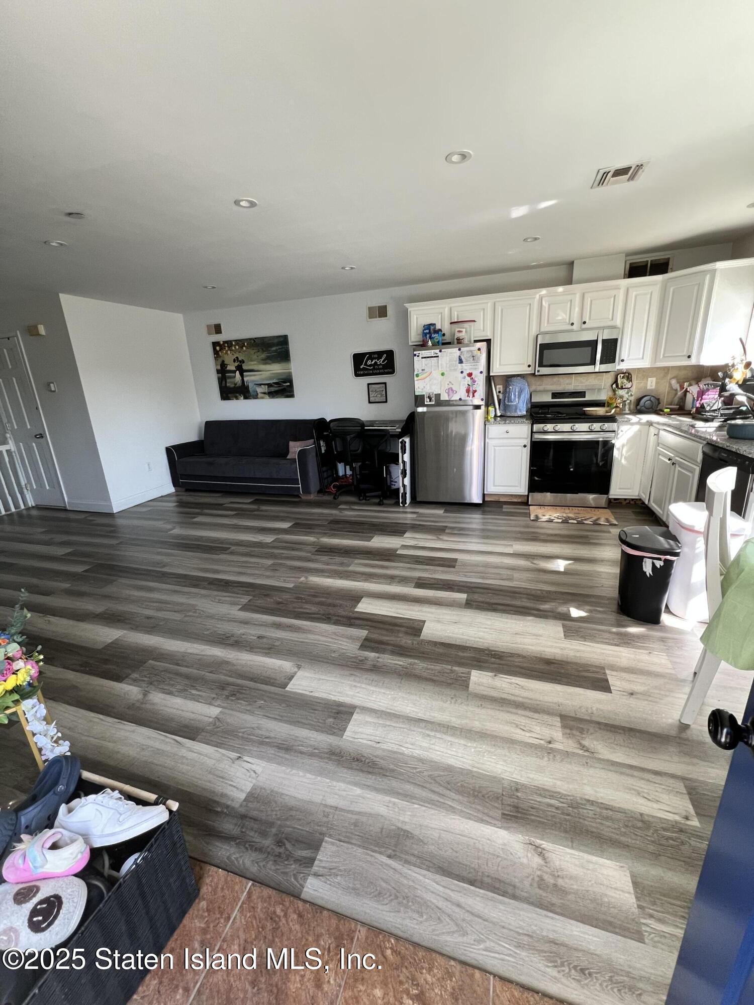 555 Van Duzer Street, Staten Island, NY, 10304 image 12