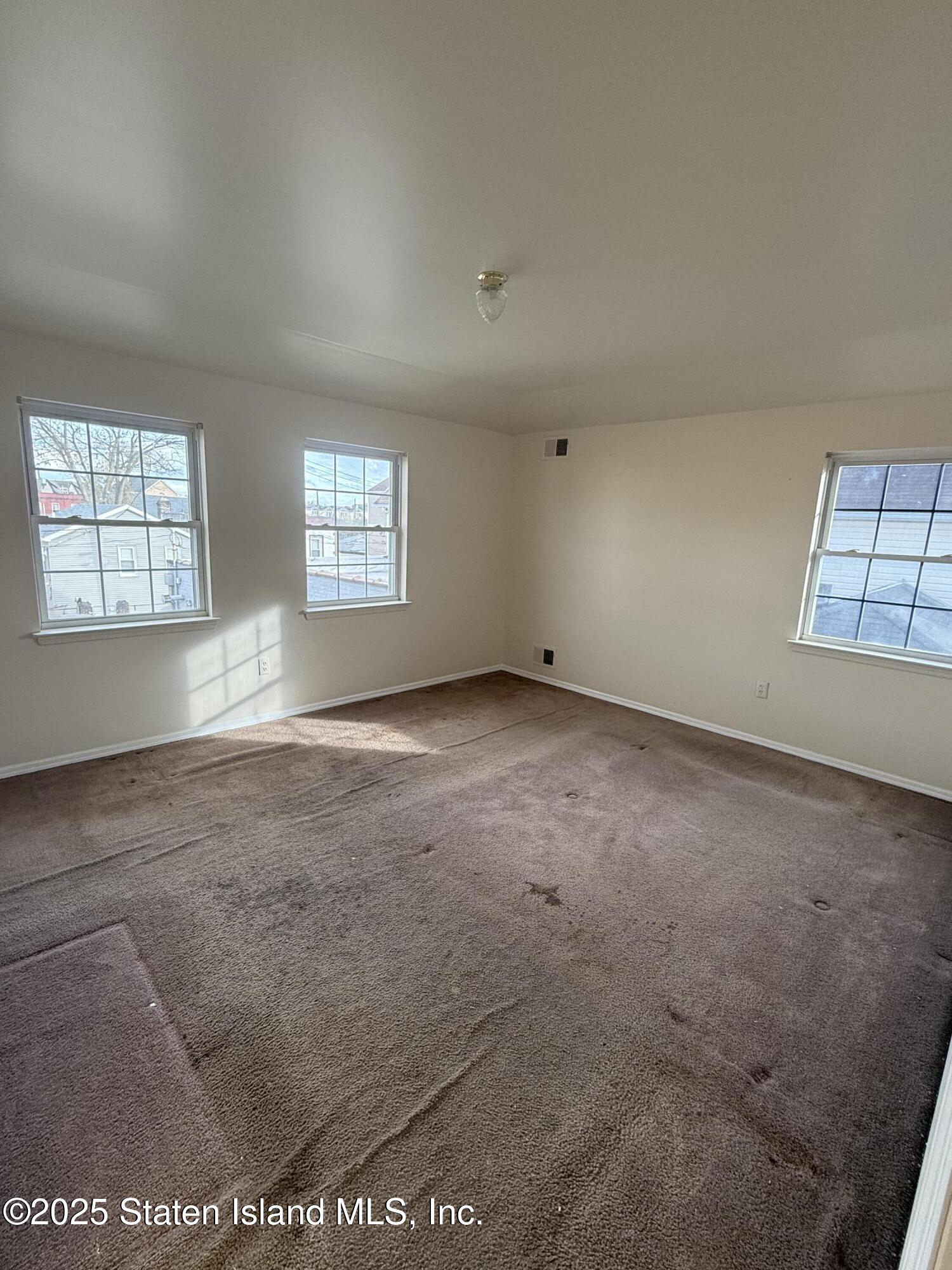 44 Olympia Boulevard, Staten Island, NY, 10305 image 9