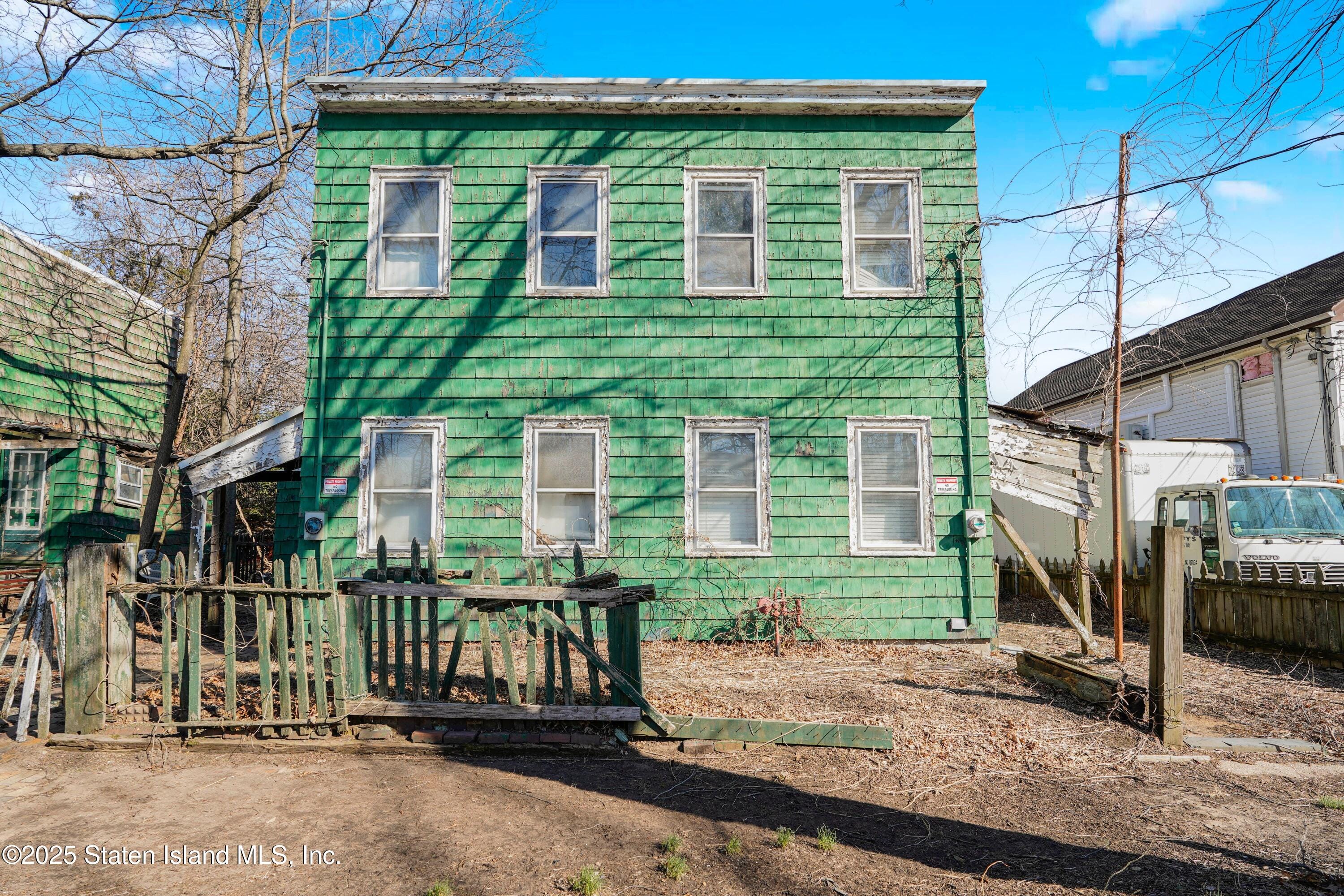 54 Kreischer Street Image 2