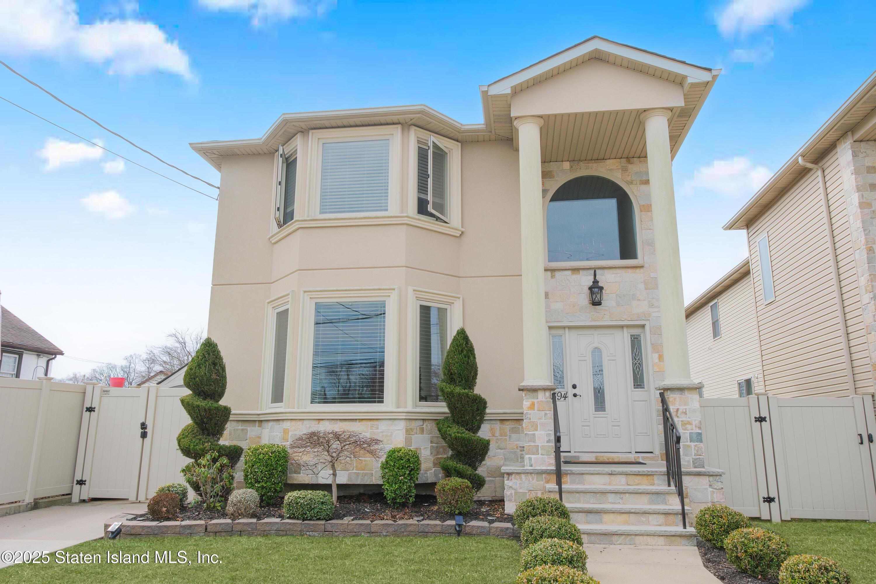 394 Clarke Avenue Image 4