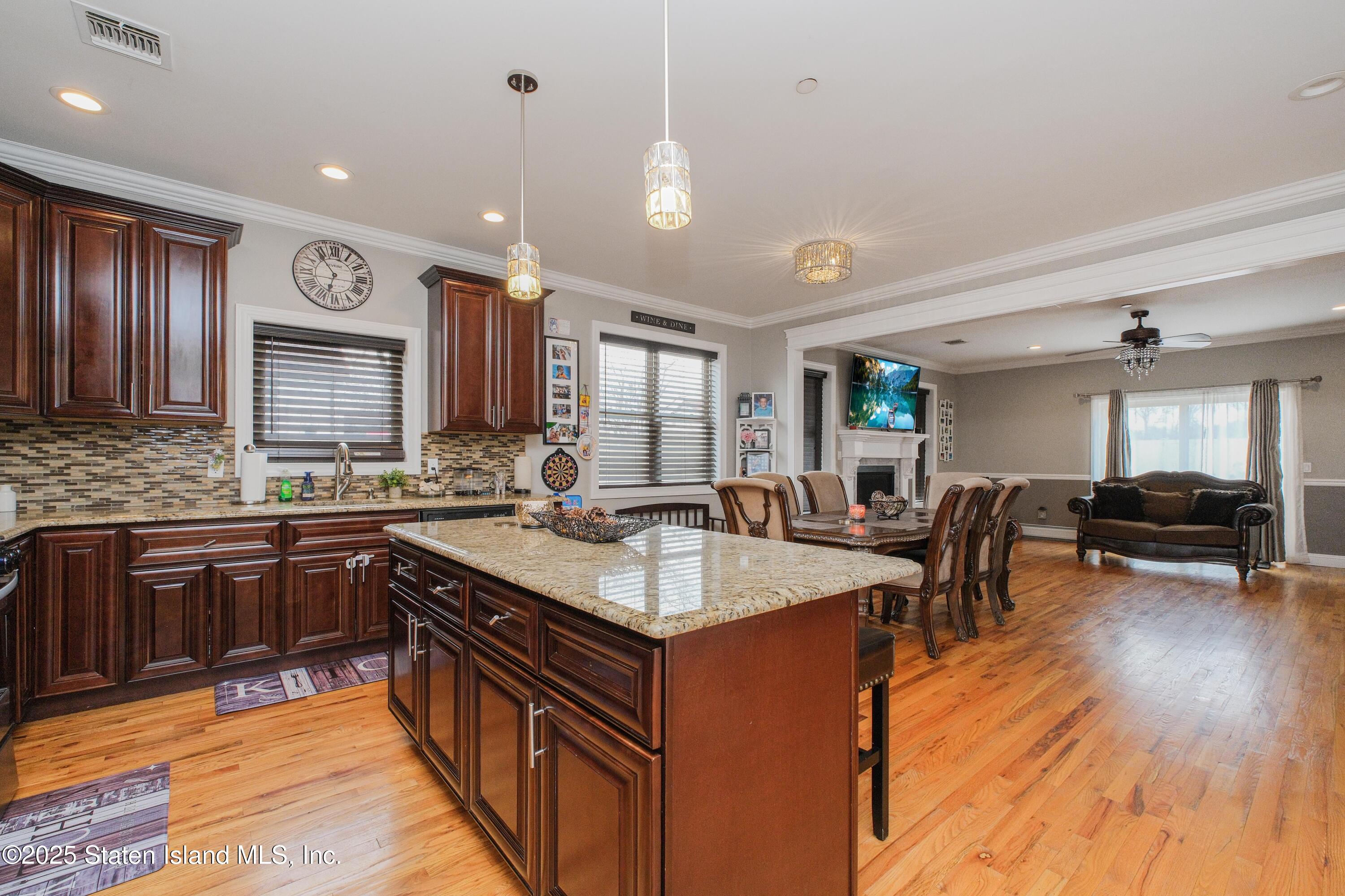 394 Clarke Avenue, Staten Island, NY, 10306 image 20