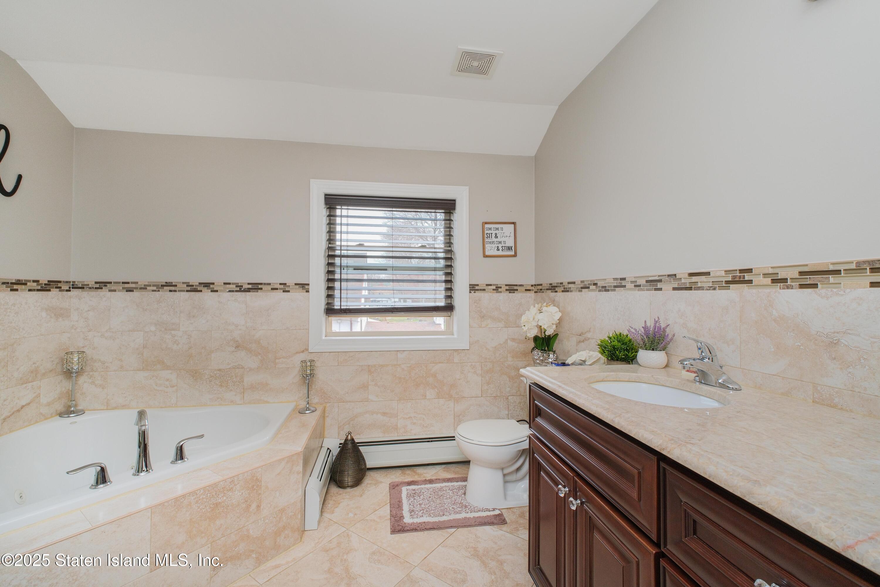 394 Clarke Avenue, Staten Island, NY, 10306 image 36