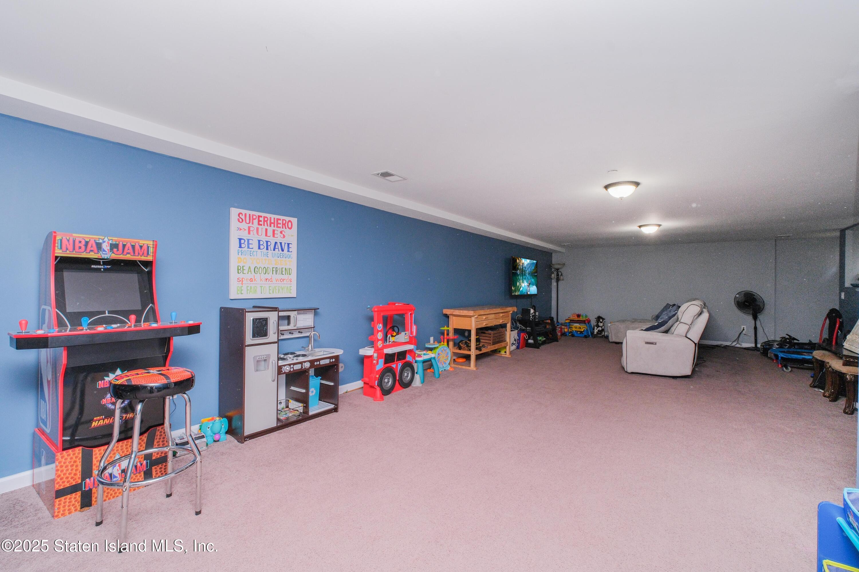 394 Clarke Avenue, Staten Island, NY, 10306 image 47