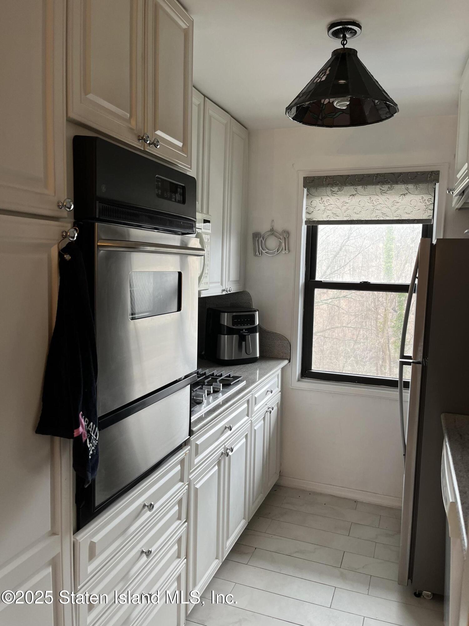 1000 Clove Road 2-O, Staten Island, NY, 10301 image 19