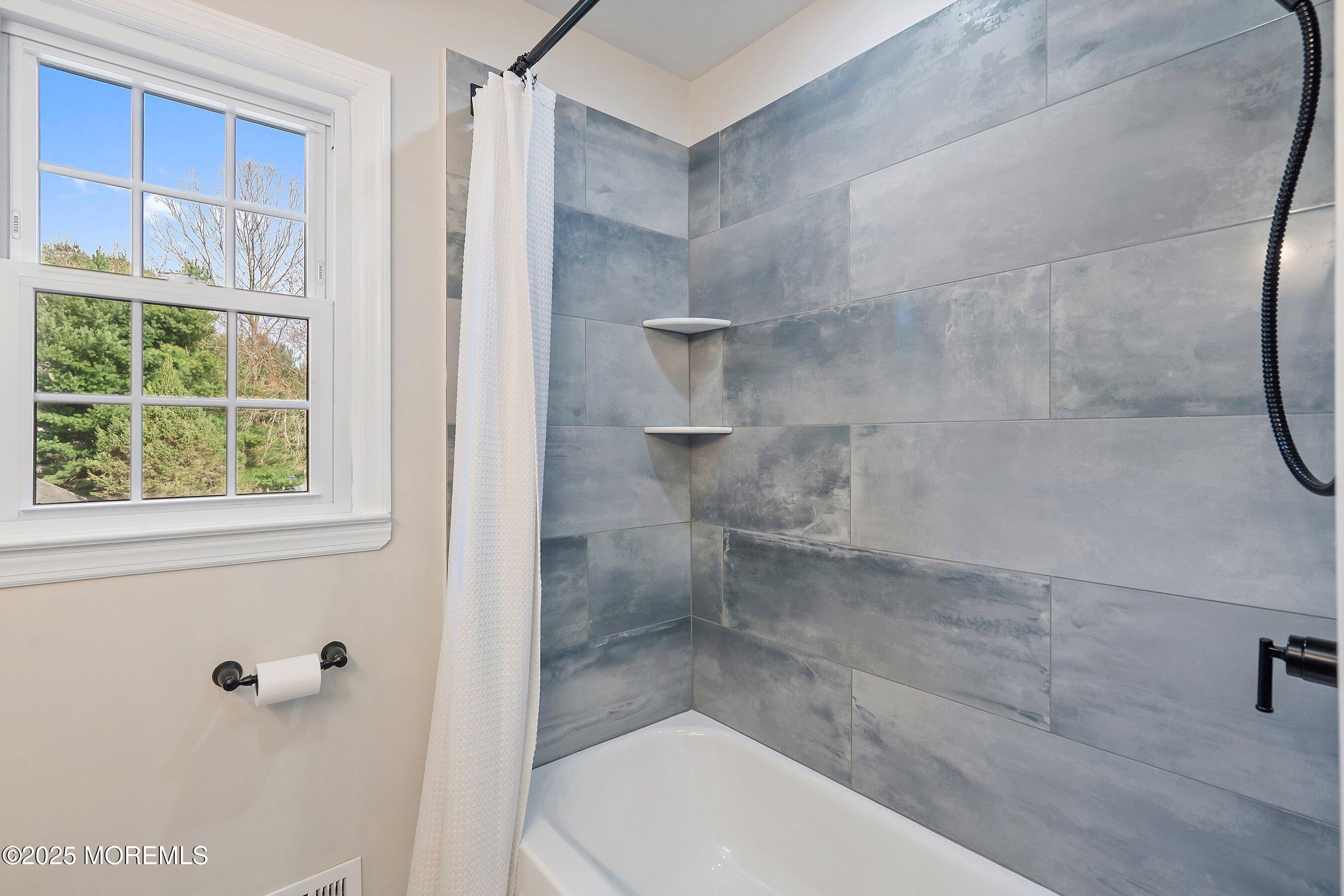 4 Bessie Court, Millstone, NJ, 08535 image 21