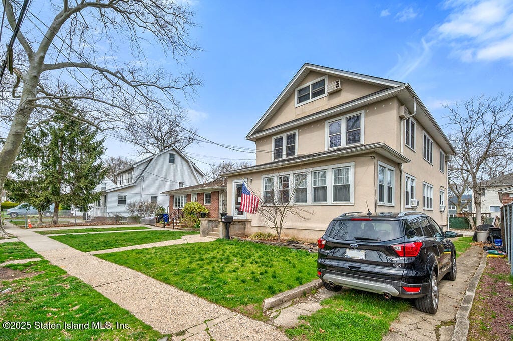 217 Bancroft Avenue Image 5