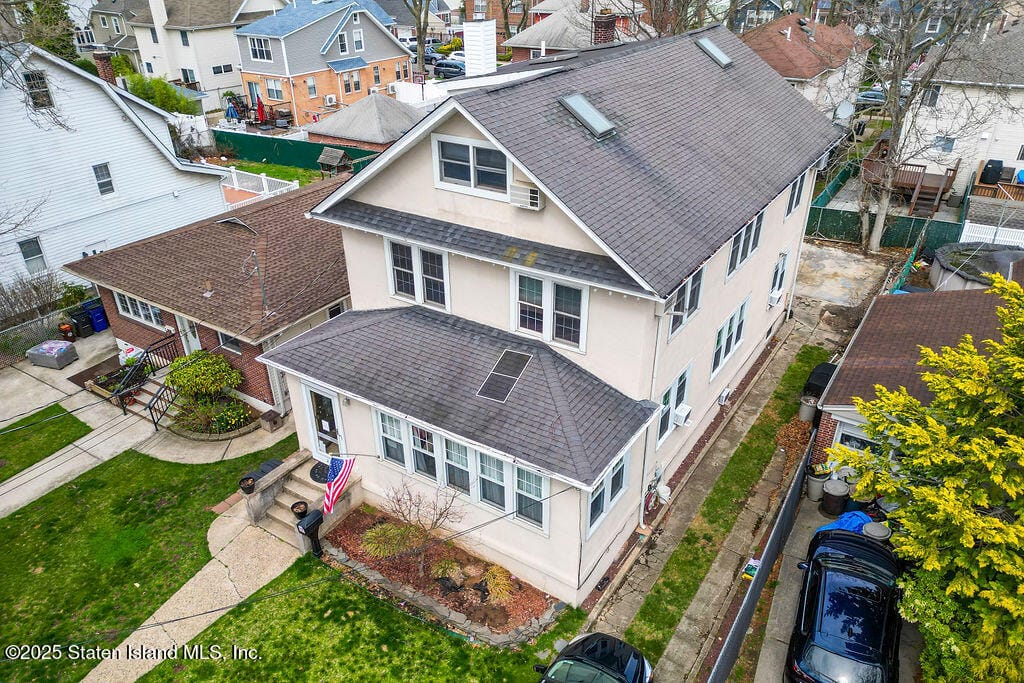 217 Bancroft Avenue Image 4