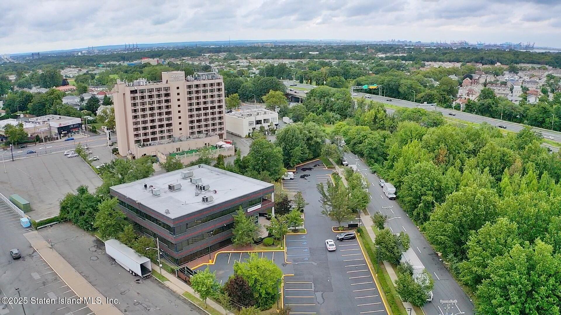 260 Christopher Lane Image 5