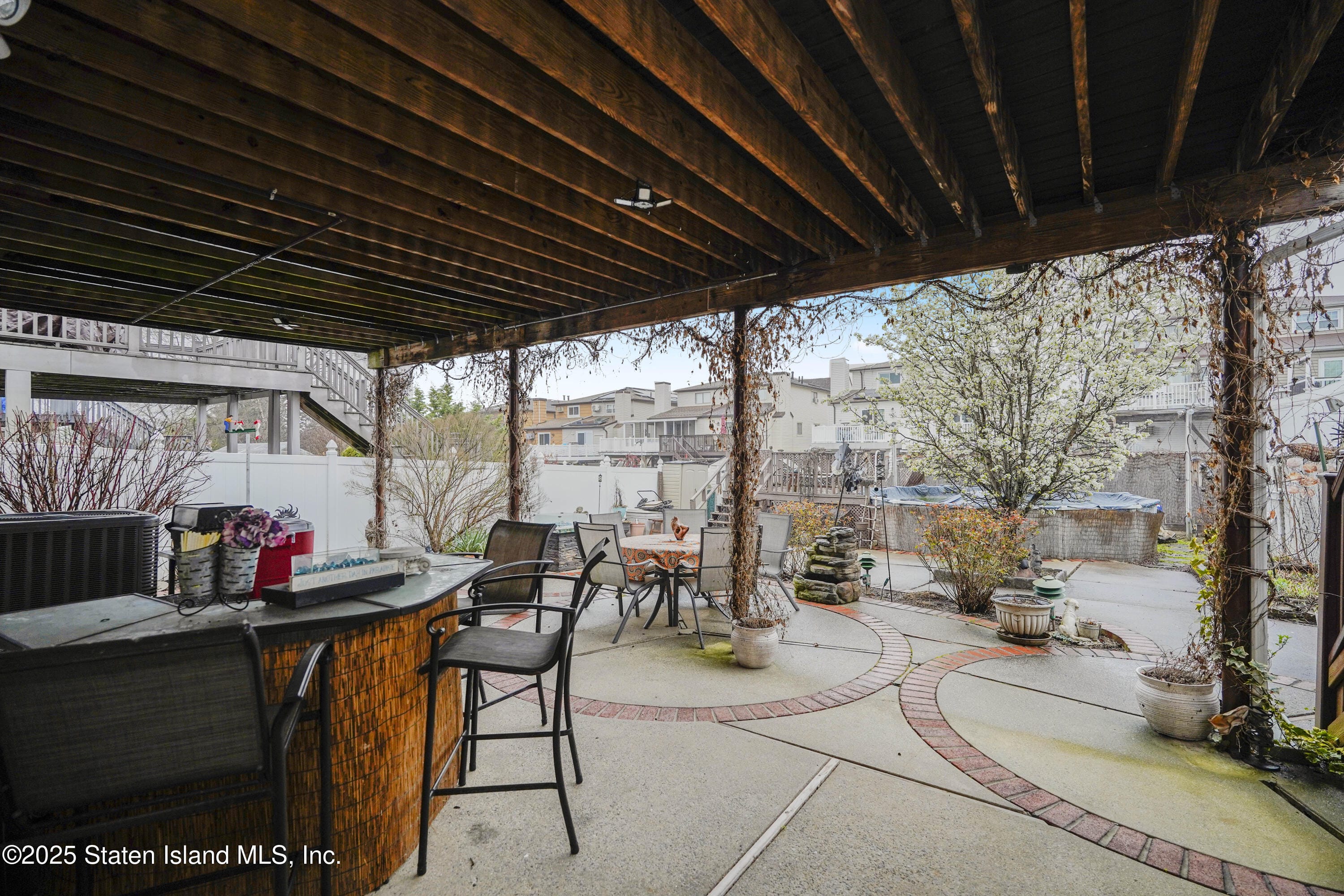 611 Klondike Avenue Image 5