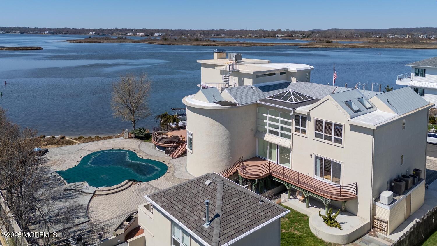 1 Island View Way Image 4