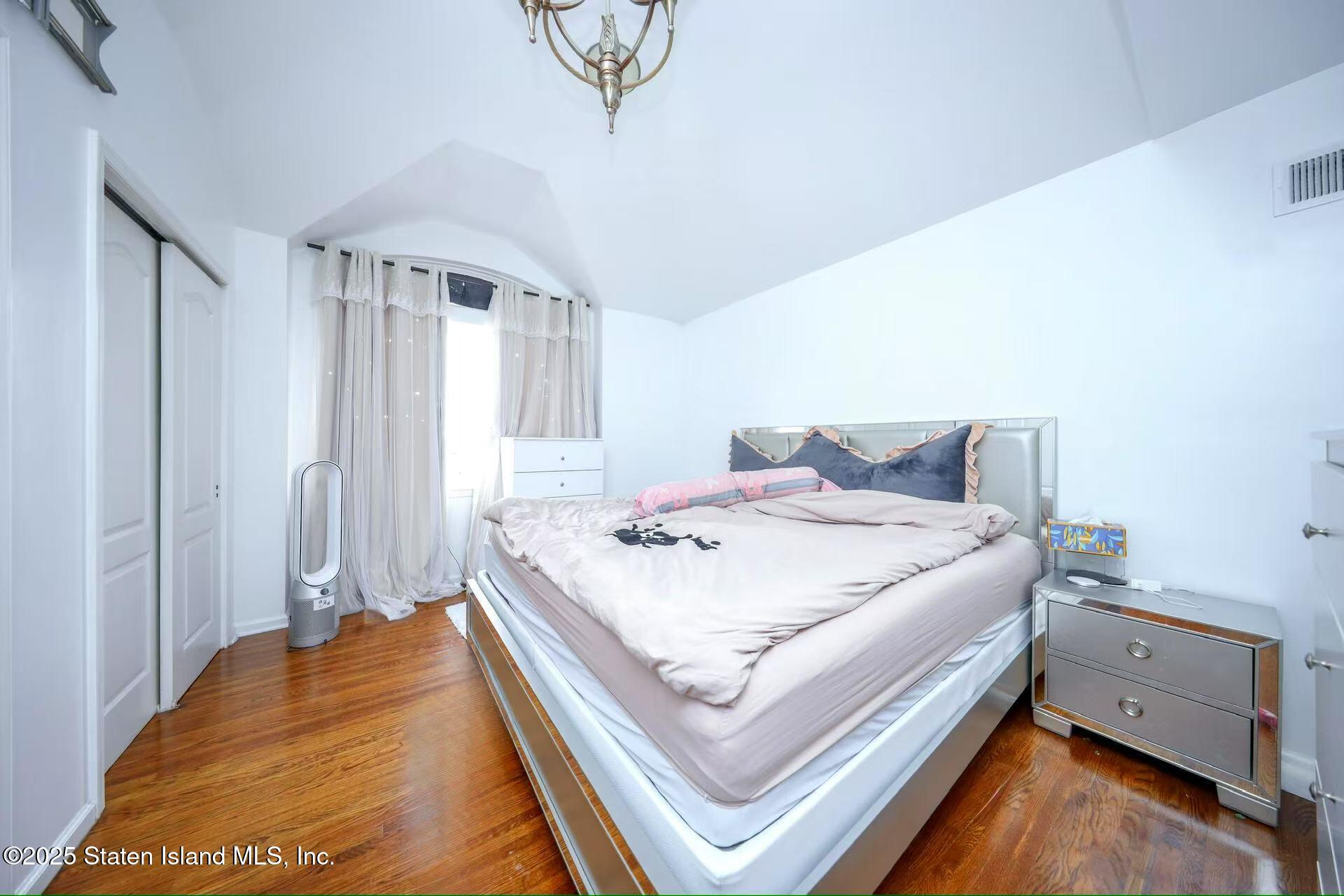 521 Mill Road, Staten Island, NY, 10306 image 7