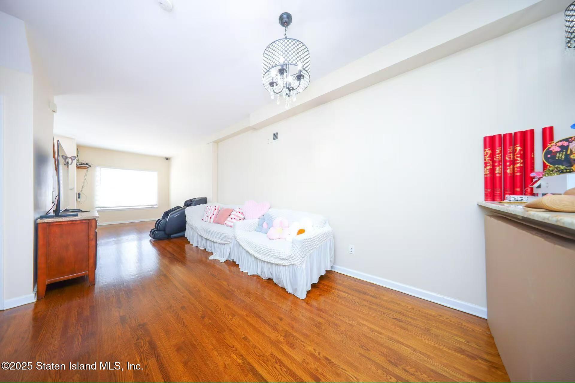 521 Mill Road, Staten Island, NY, 10306 image 10