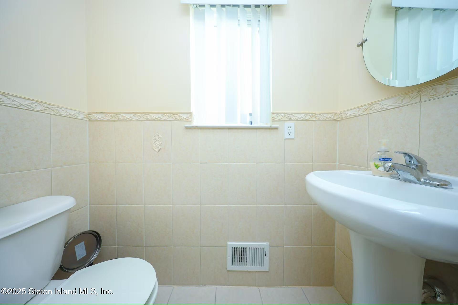 521 Mill Road, Staten Island, NY, 10306 image 12