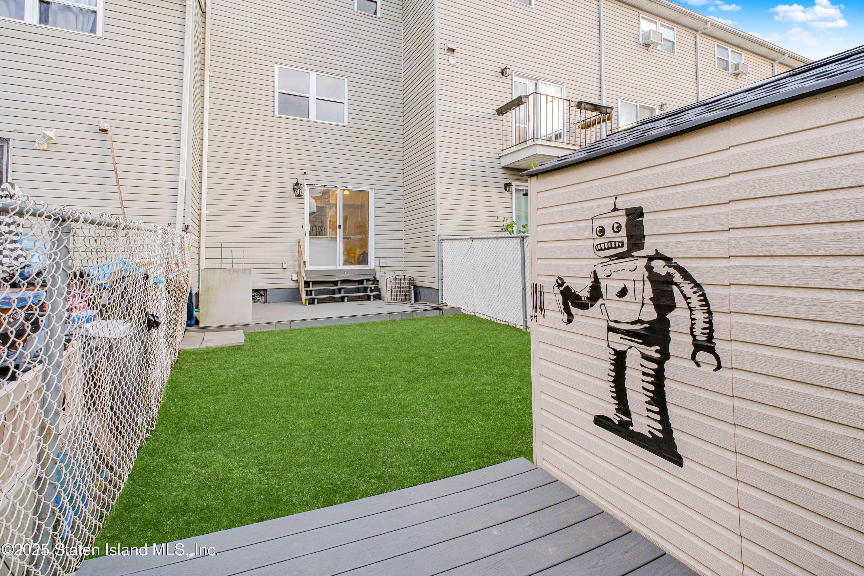 330 Skyline Drive H, Staten Island, NY, 10304 image 37