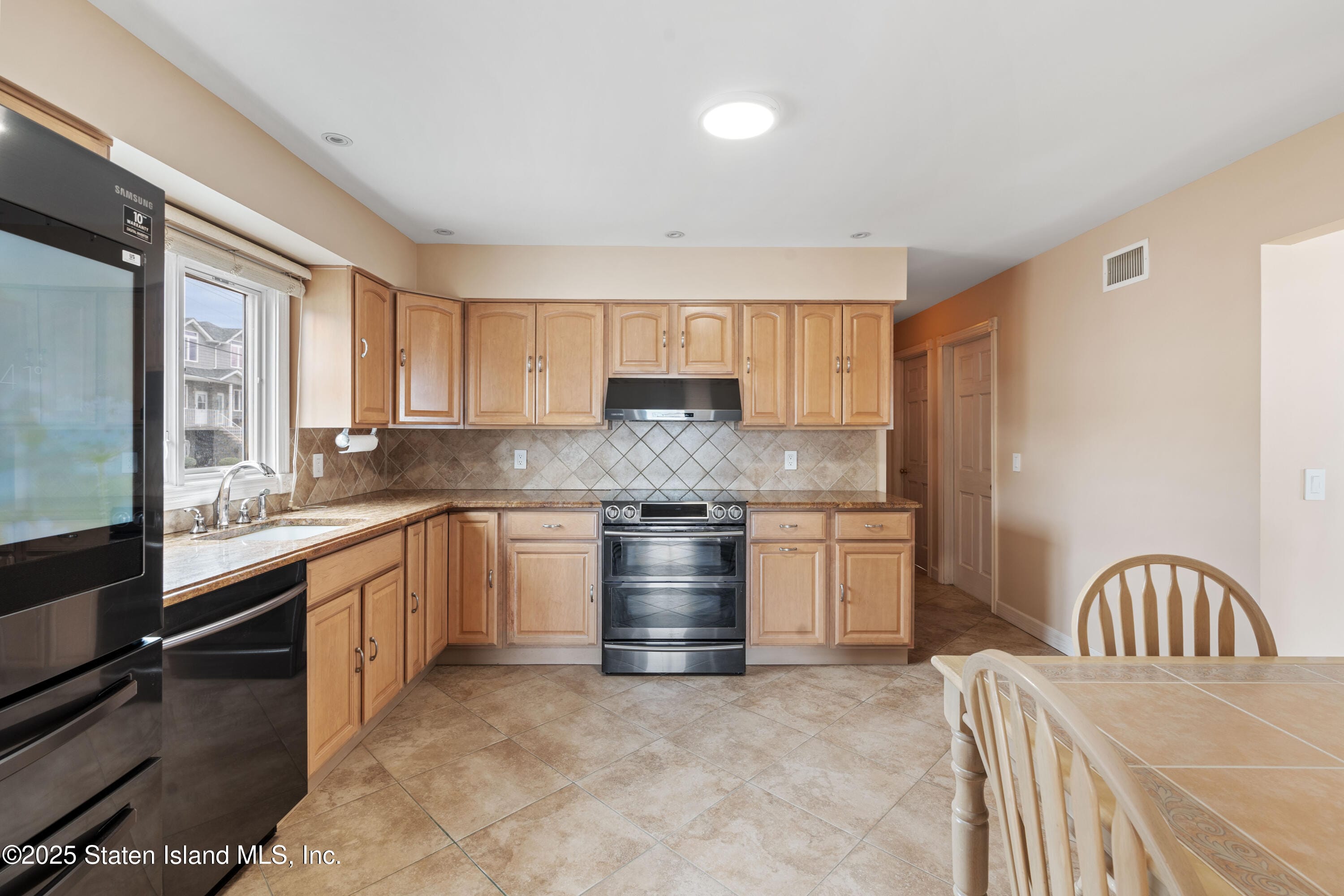 310 Baden Place, Staten Island, NY, 10306 image 11