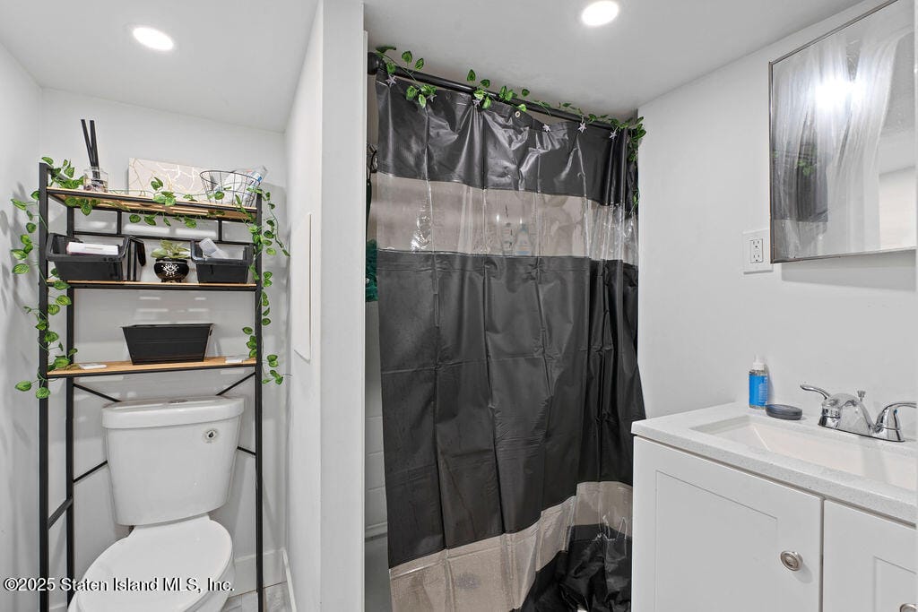 251 Castleton Avenue, Staten Island, NY, 10301 image 26