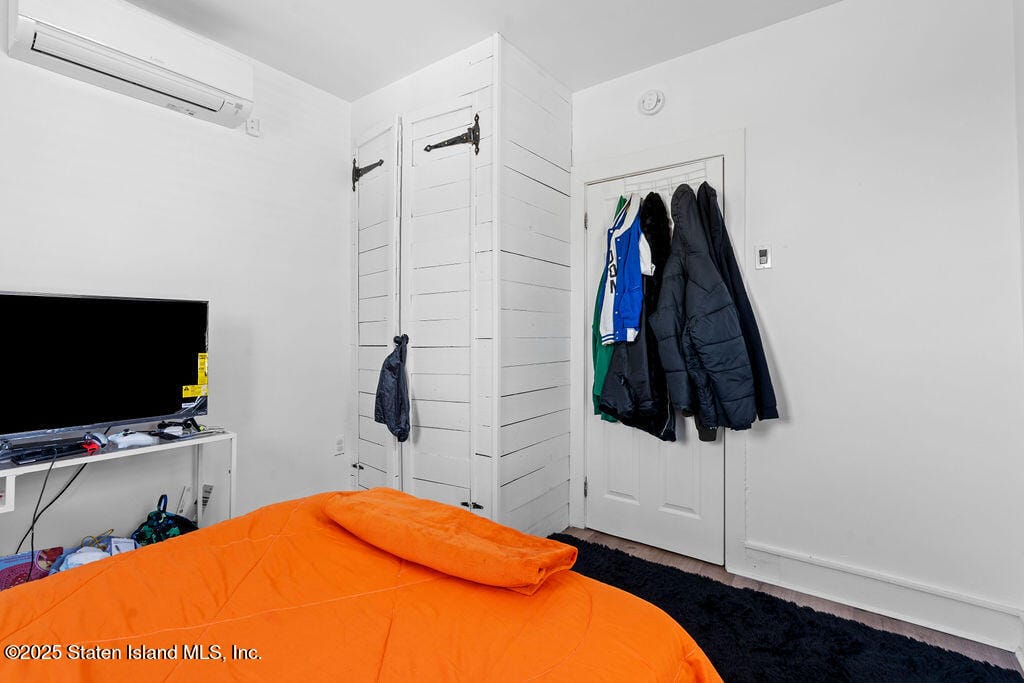 251 Castleton Avenue, Staten Island, NY, 10301 image 16