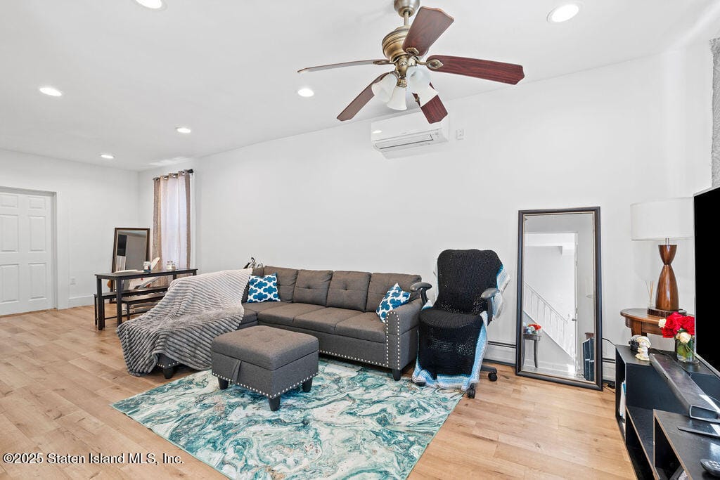 251 Castleton Avenue, Staten Island, NY, 10301 image 11