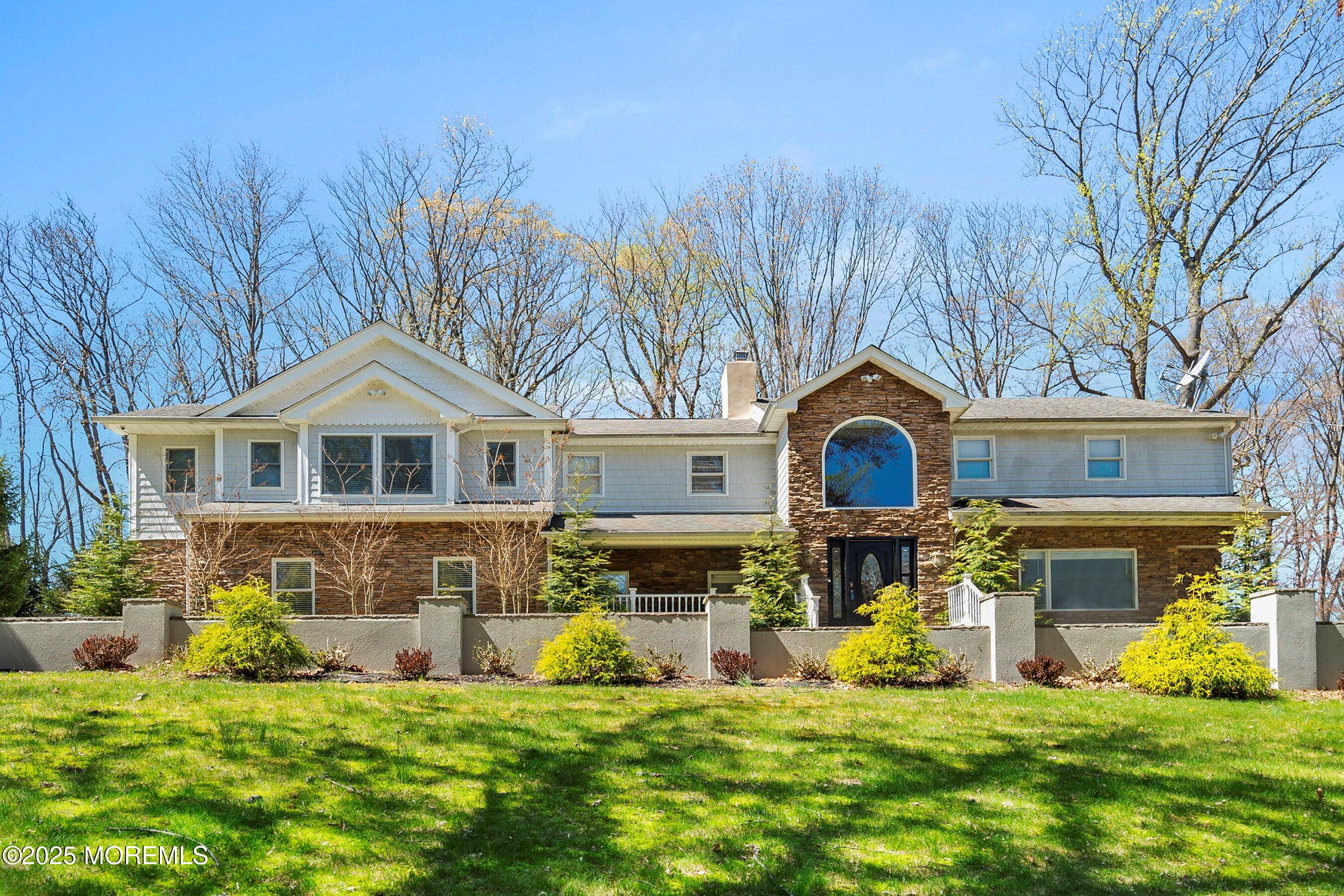 12 Georgetown Road Image 1