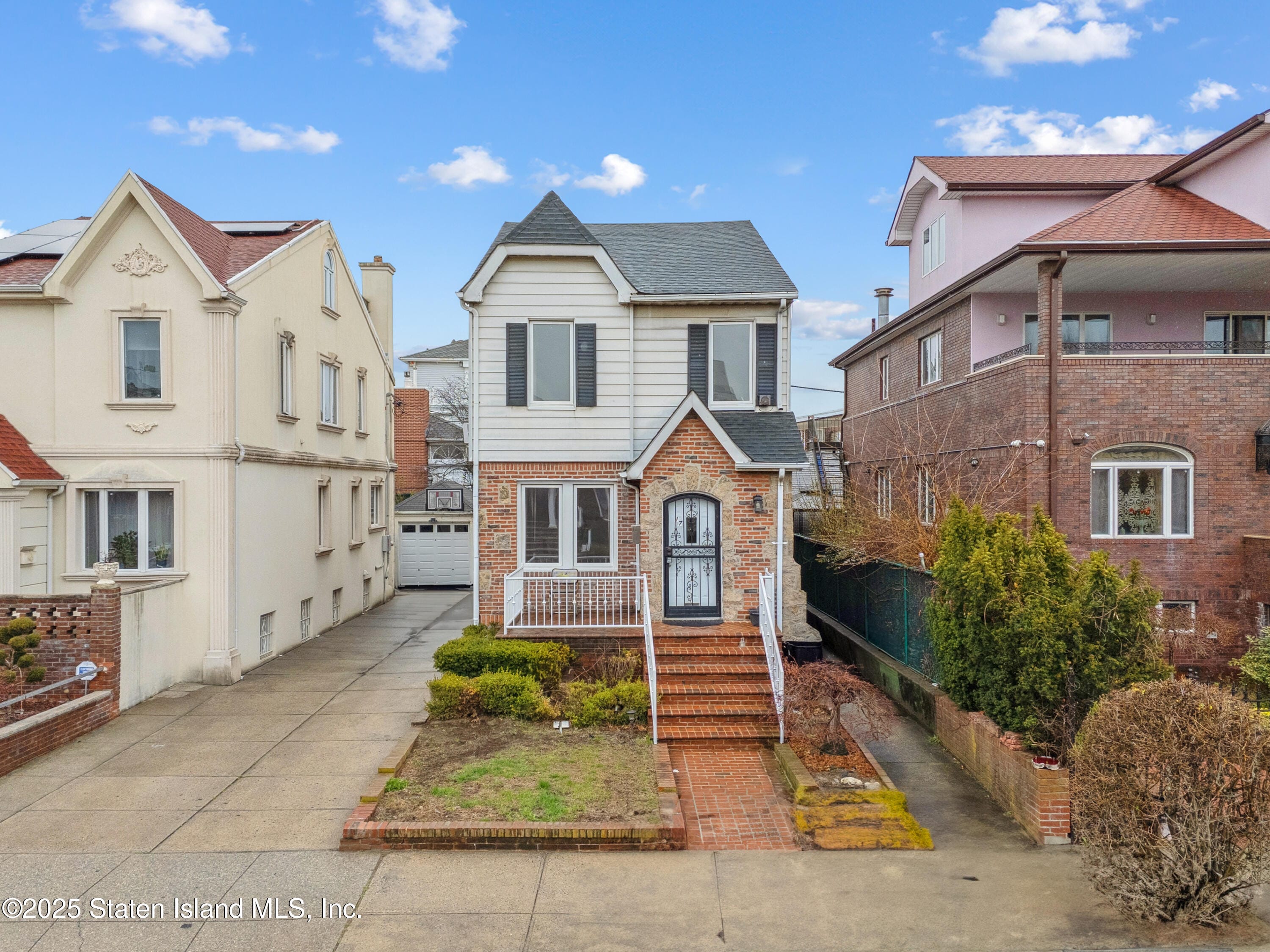 17 Coleridge Street Image 1