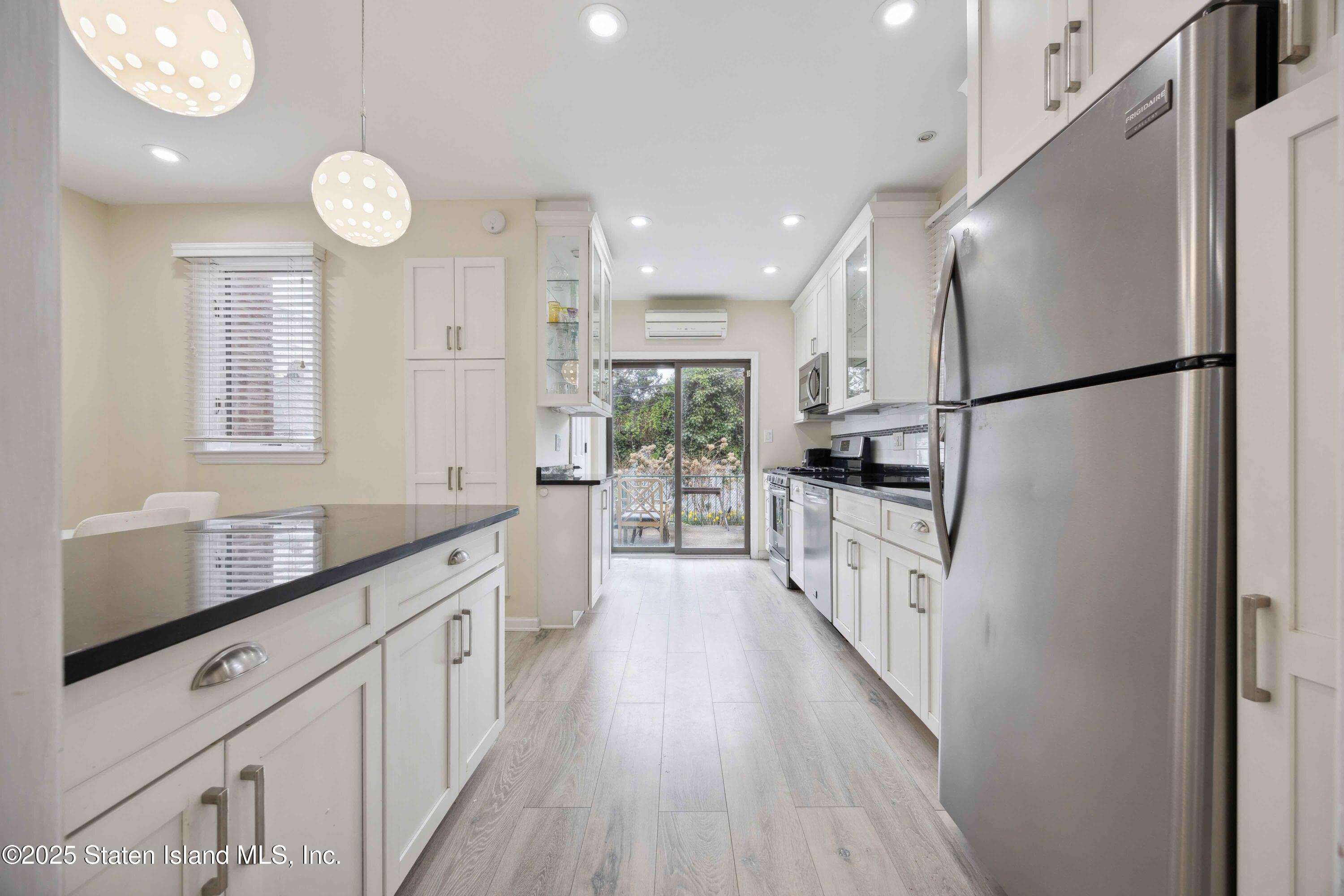 17 Coleridge Street, Brooklyn, NY, 11235 image 7