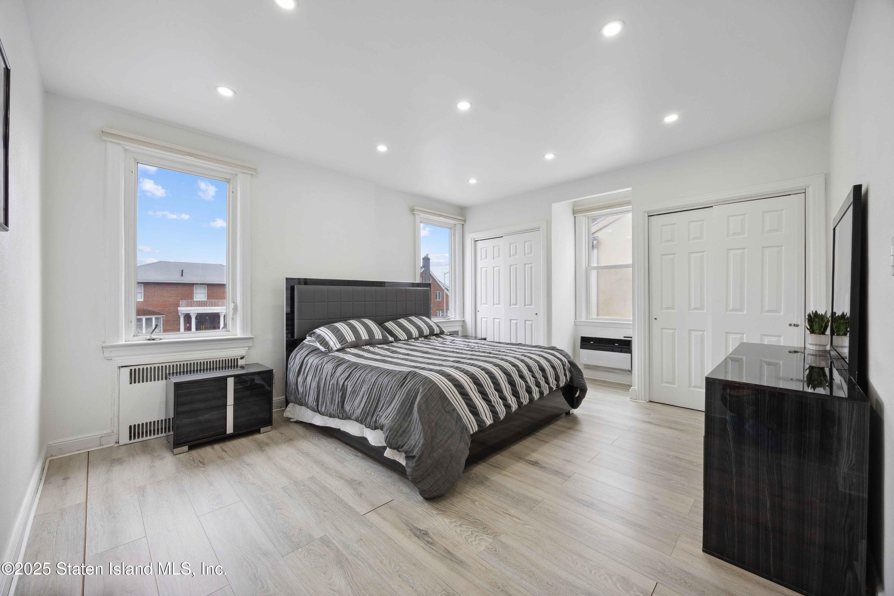 17 Coleridge Street, Brooklyn, NY, 11235 image 13