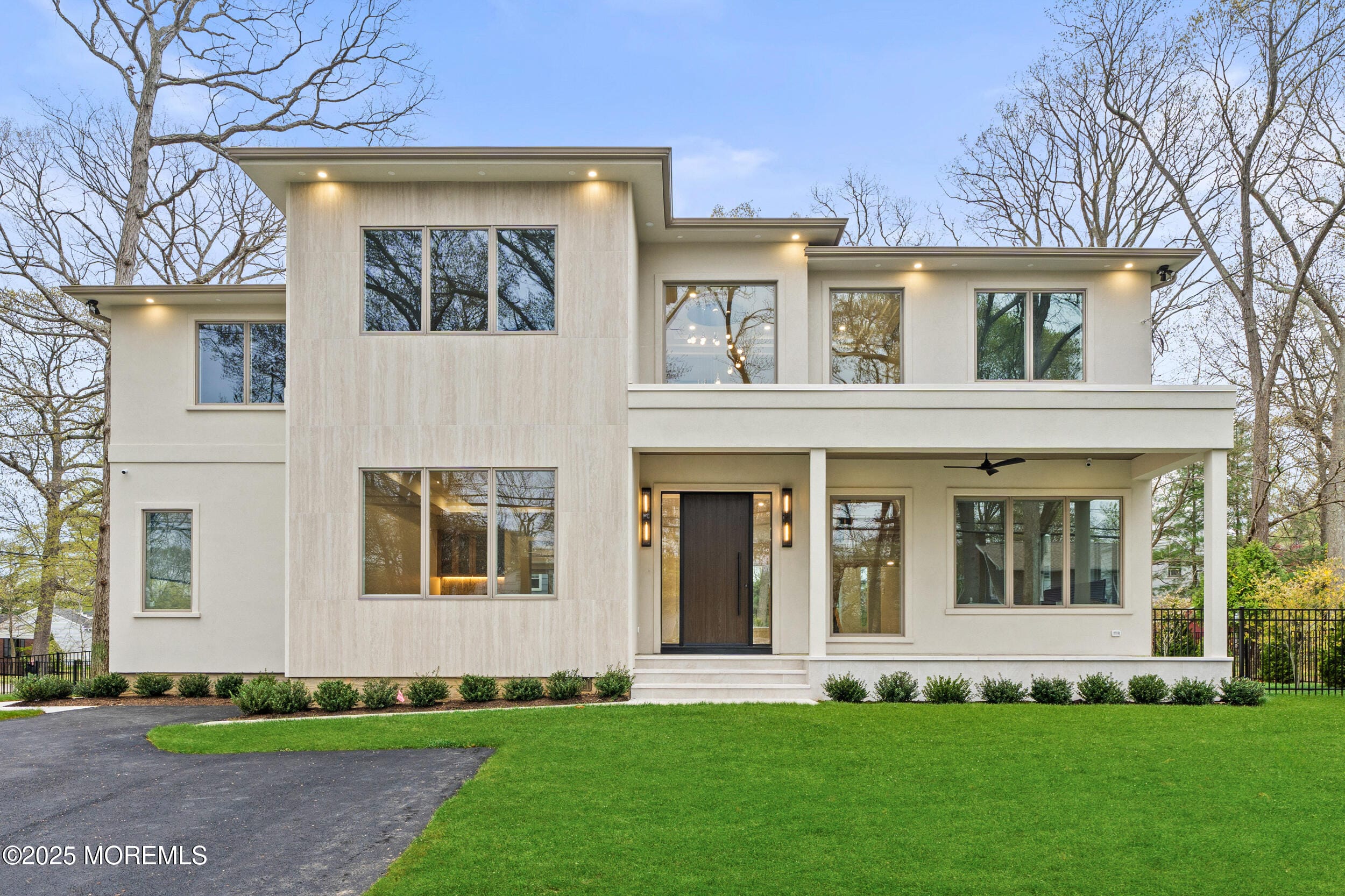 428 Wells Avenue Image 1