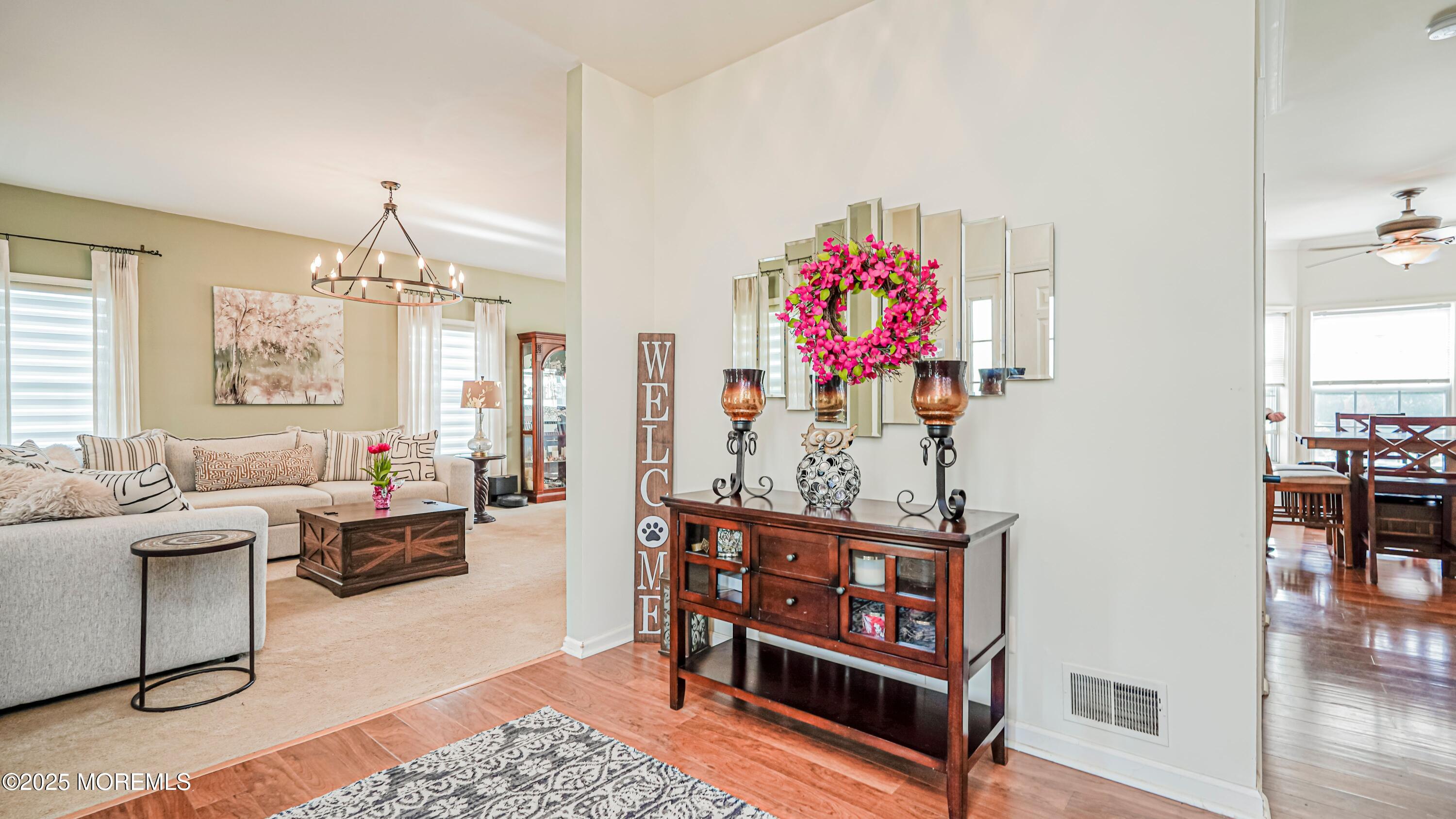 19 Winding Creek Drive Image 4