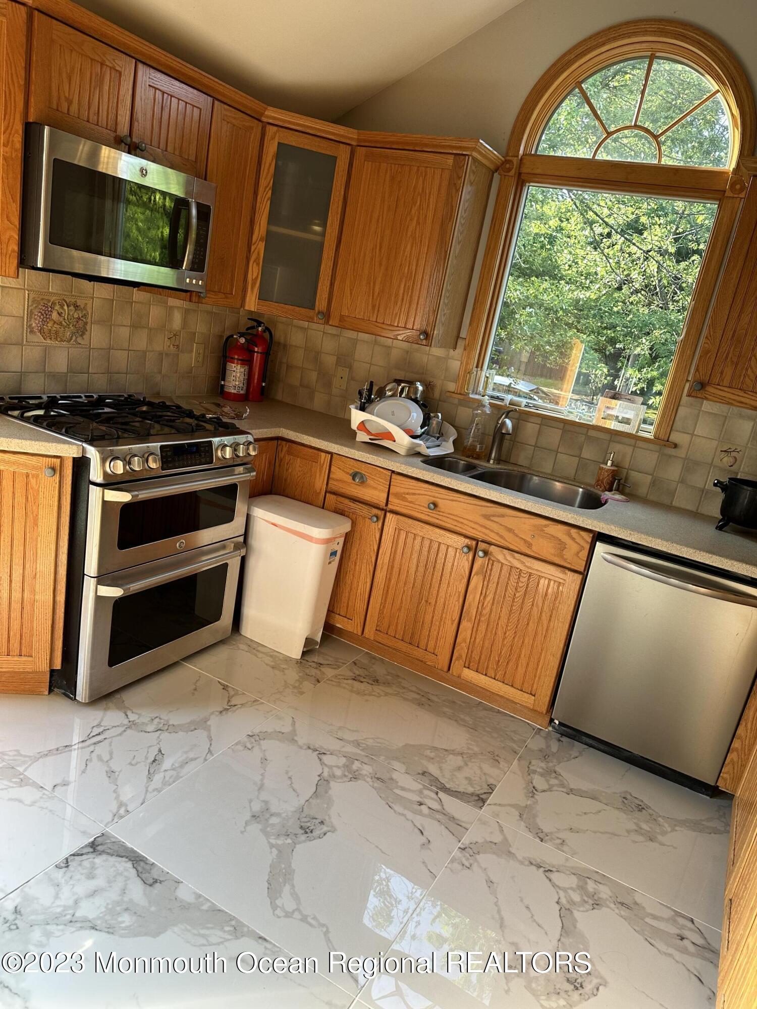 24 Barbara Lane, Oakhurst, NJ, 07755 image 6