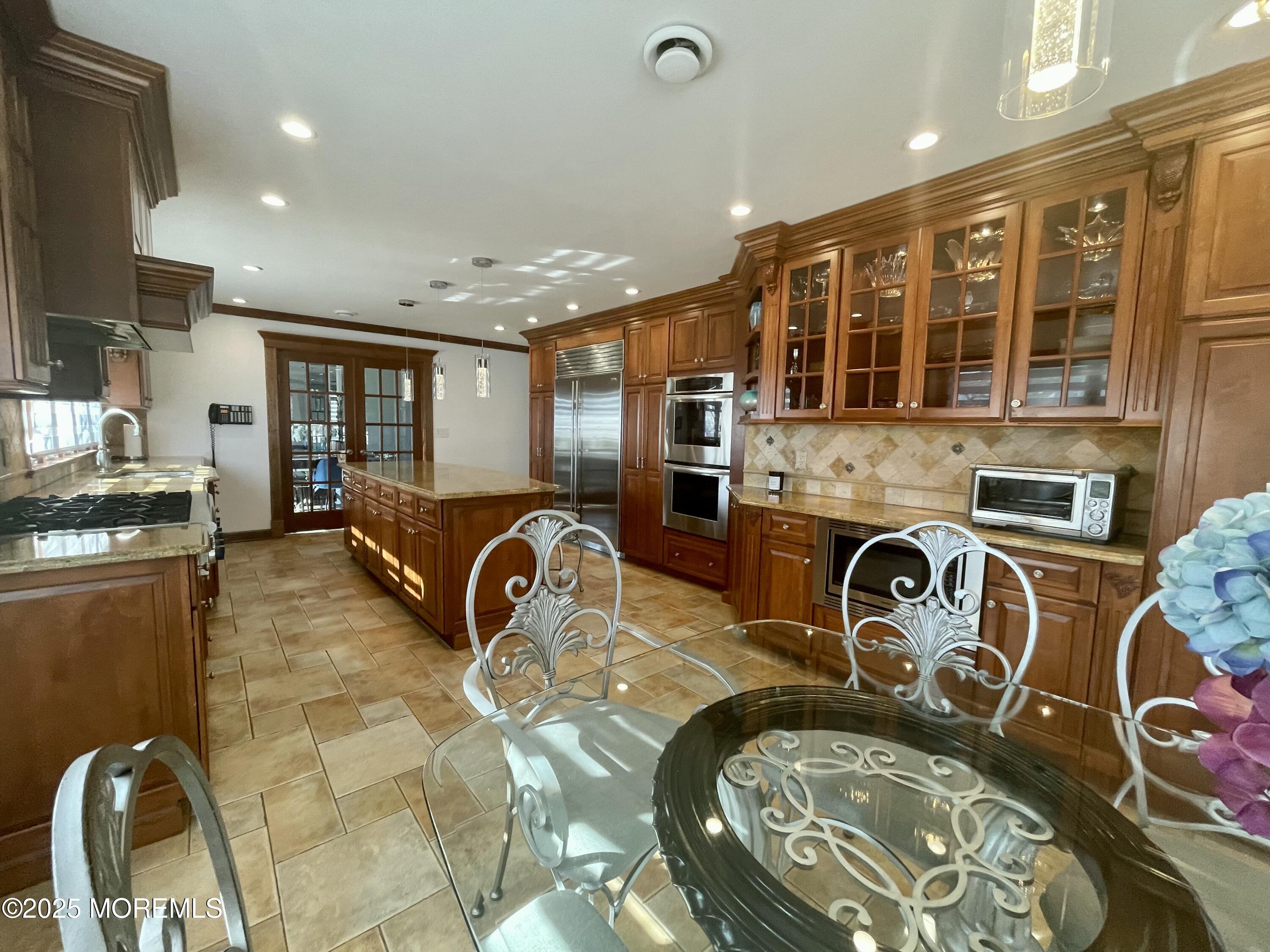 117 Sheridan Avenue Image 3