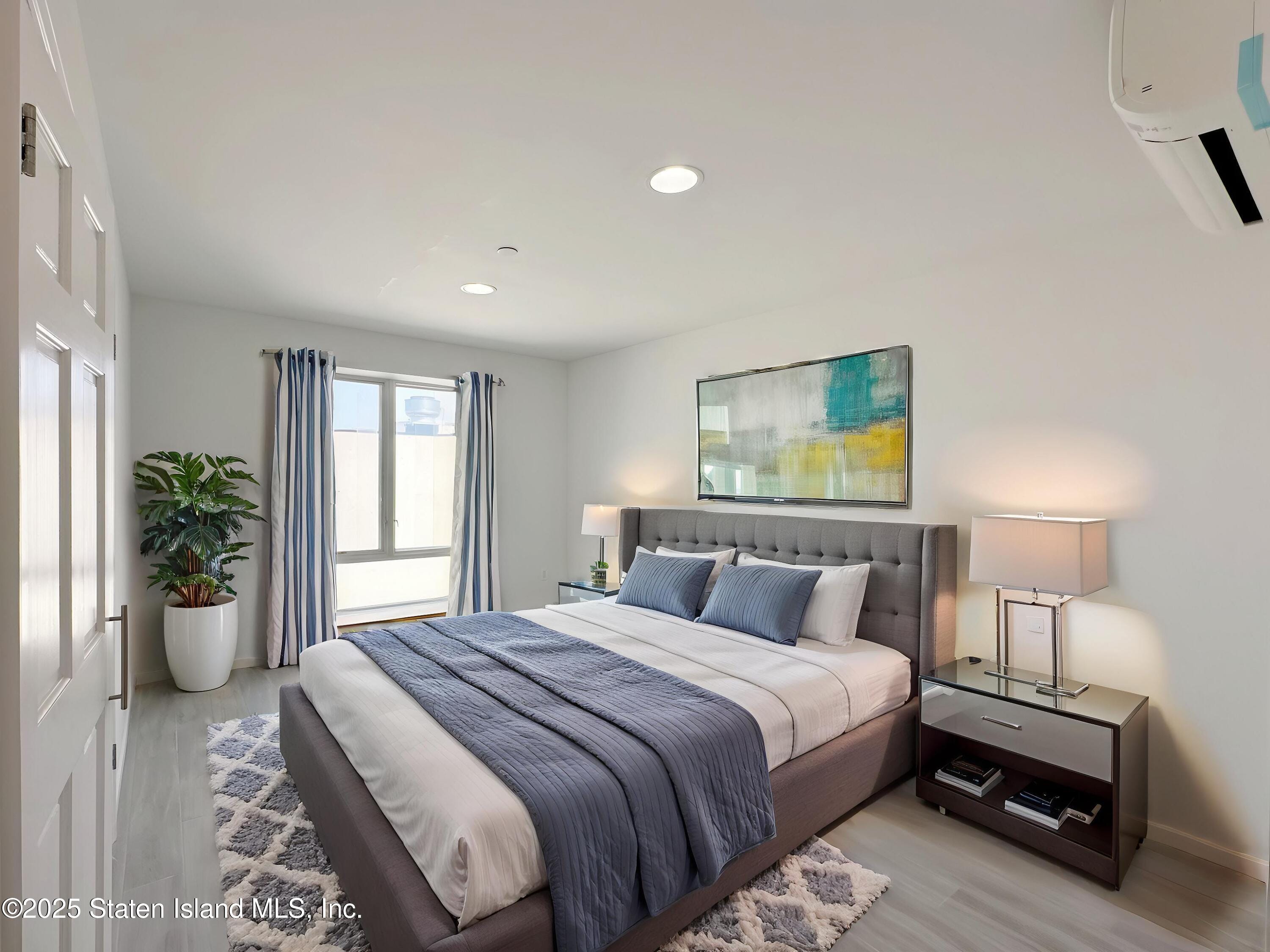 16 Bay 25th Street 2a Image 3