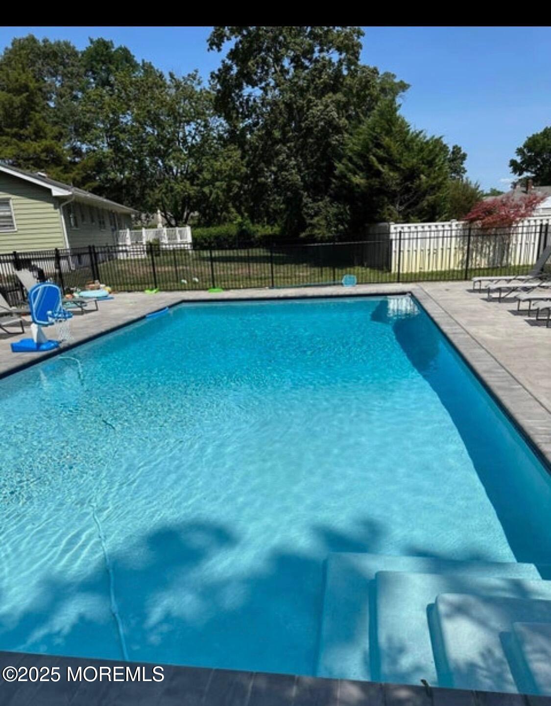 72 Whalepond Road Image 5