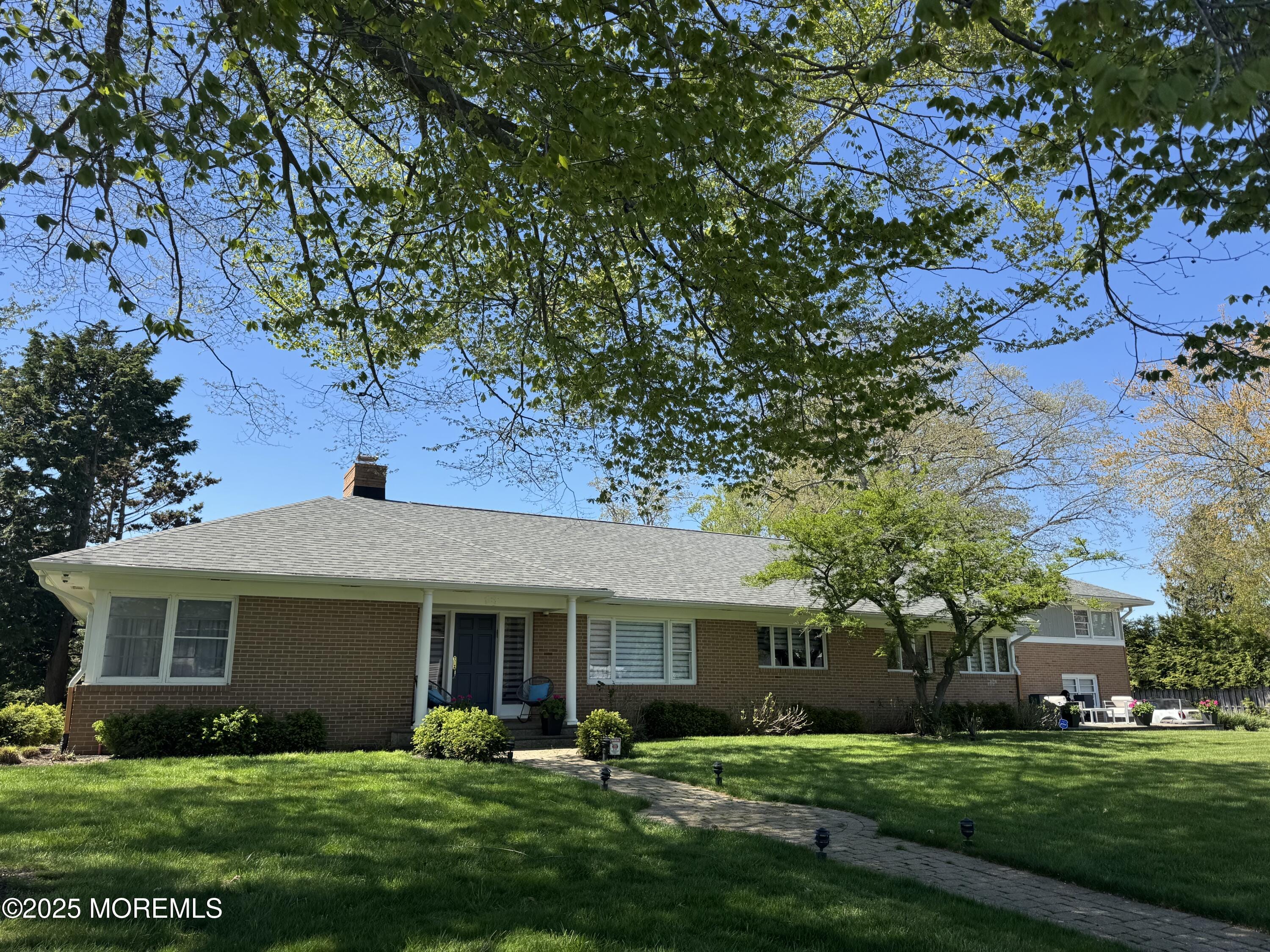 117 Sheridan Avenue Image 1