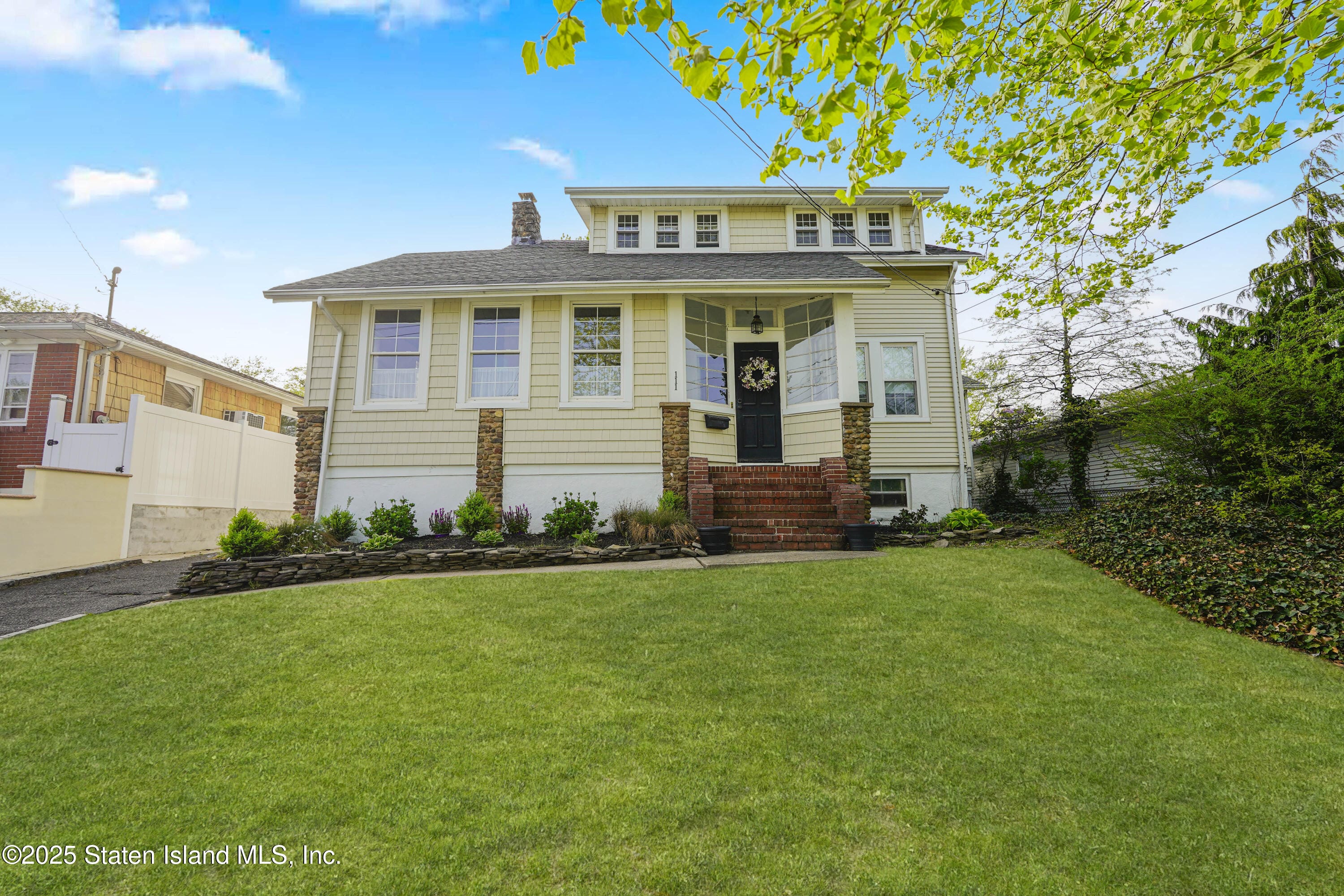 111 David Street Image 2