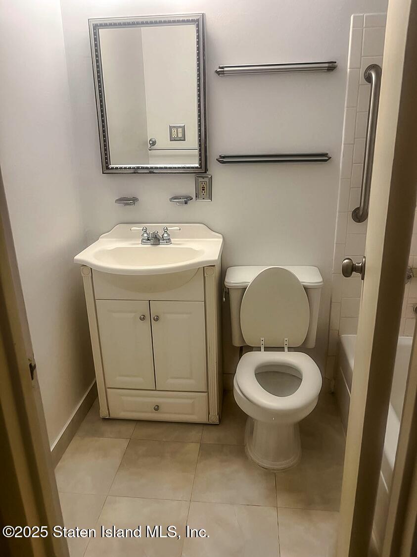 28 Bay Terrace 2h, Staten Island, NY, 10306 image 7