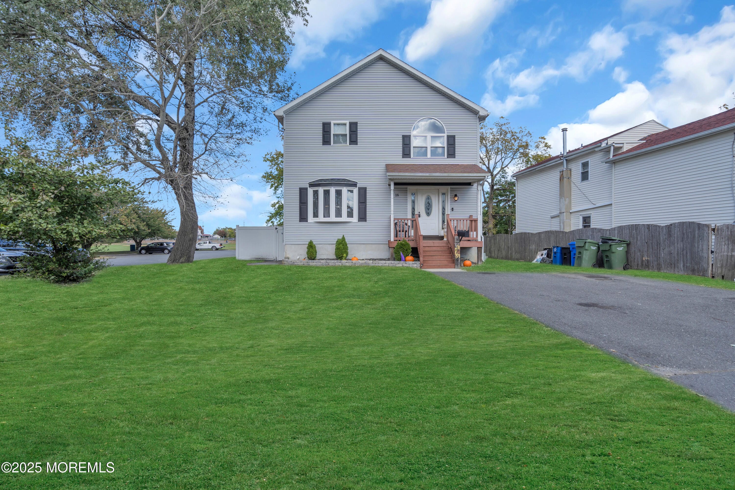 18 Willow Avenue Image 4