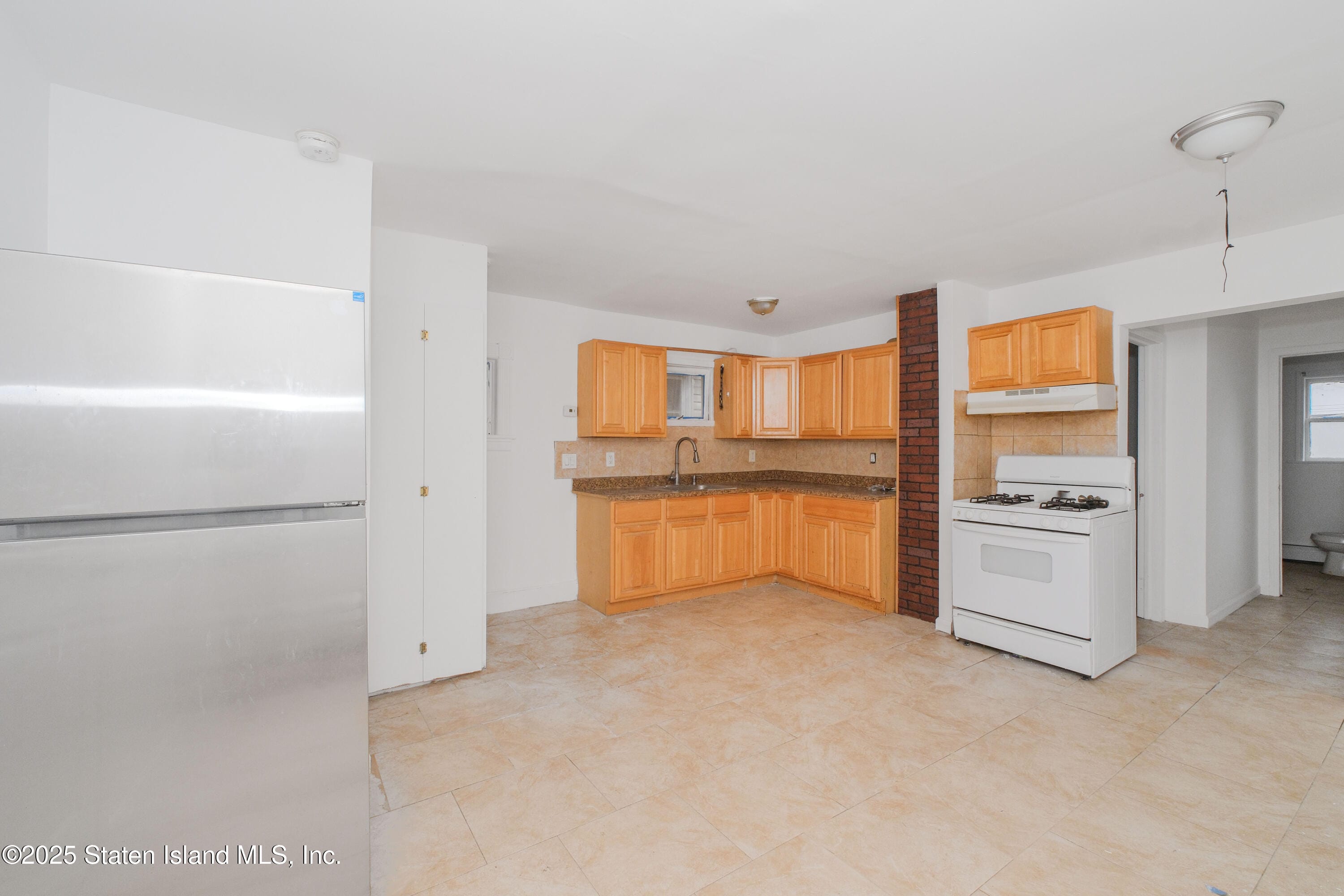 99 Union Avenue, Staten Island, NY, 10303 image 14