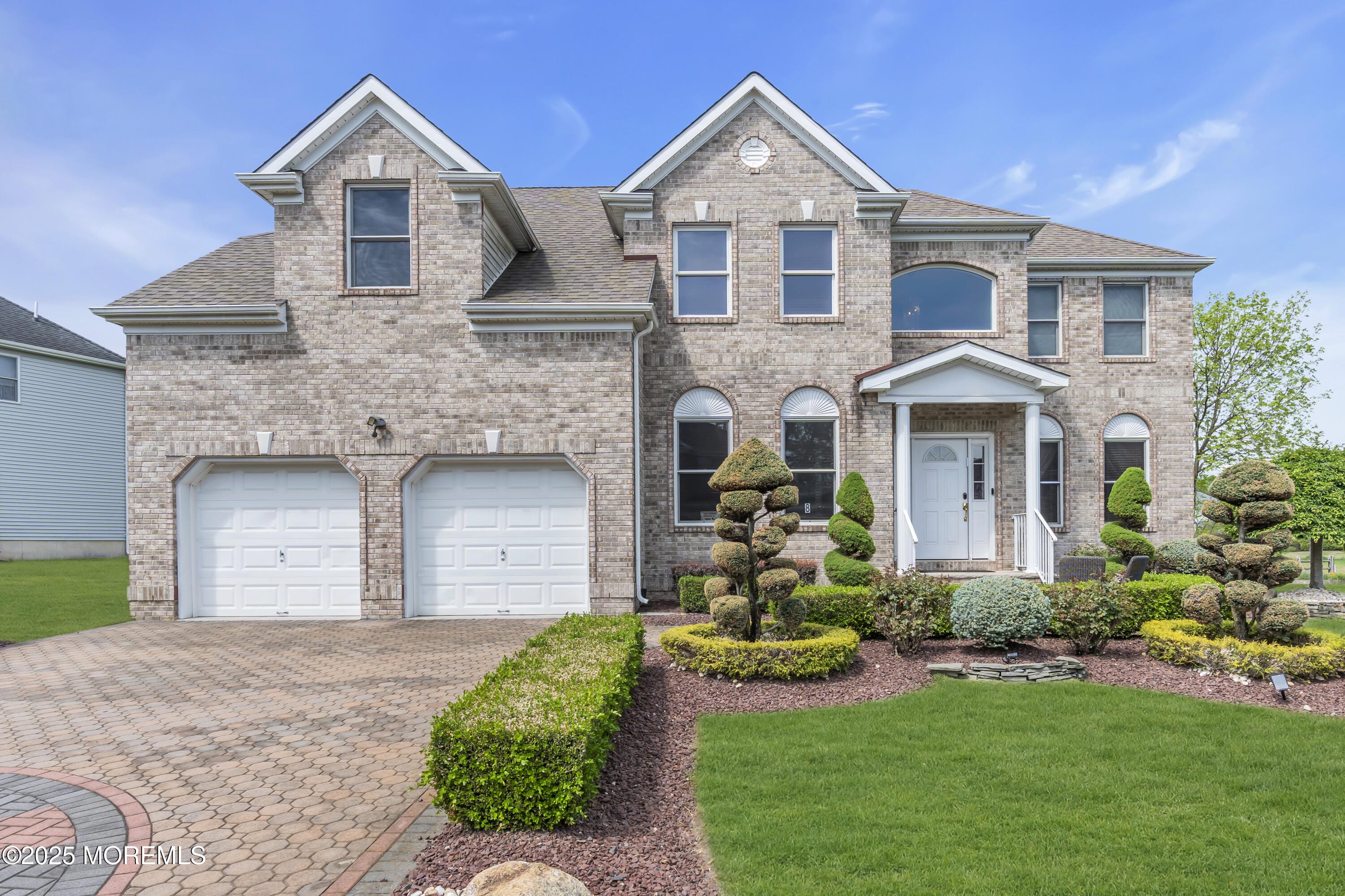 8 Hedgerow Lane Image 2