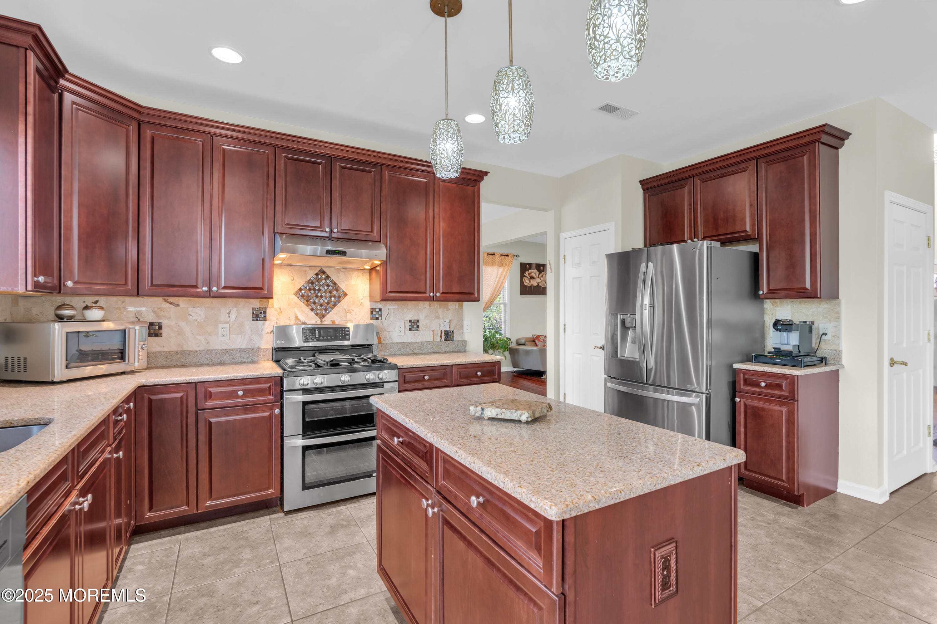 8 Hedgerow Lane, Manalapan, NJ, 07726 image 23