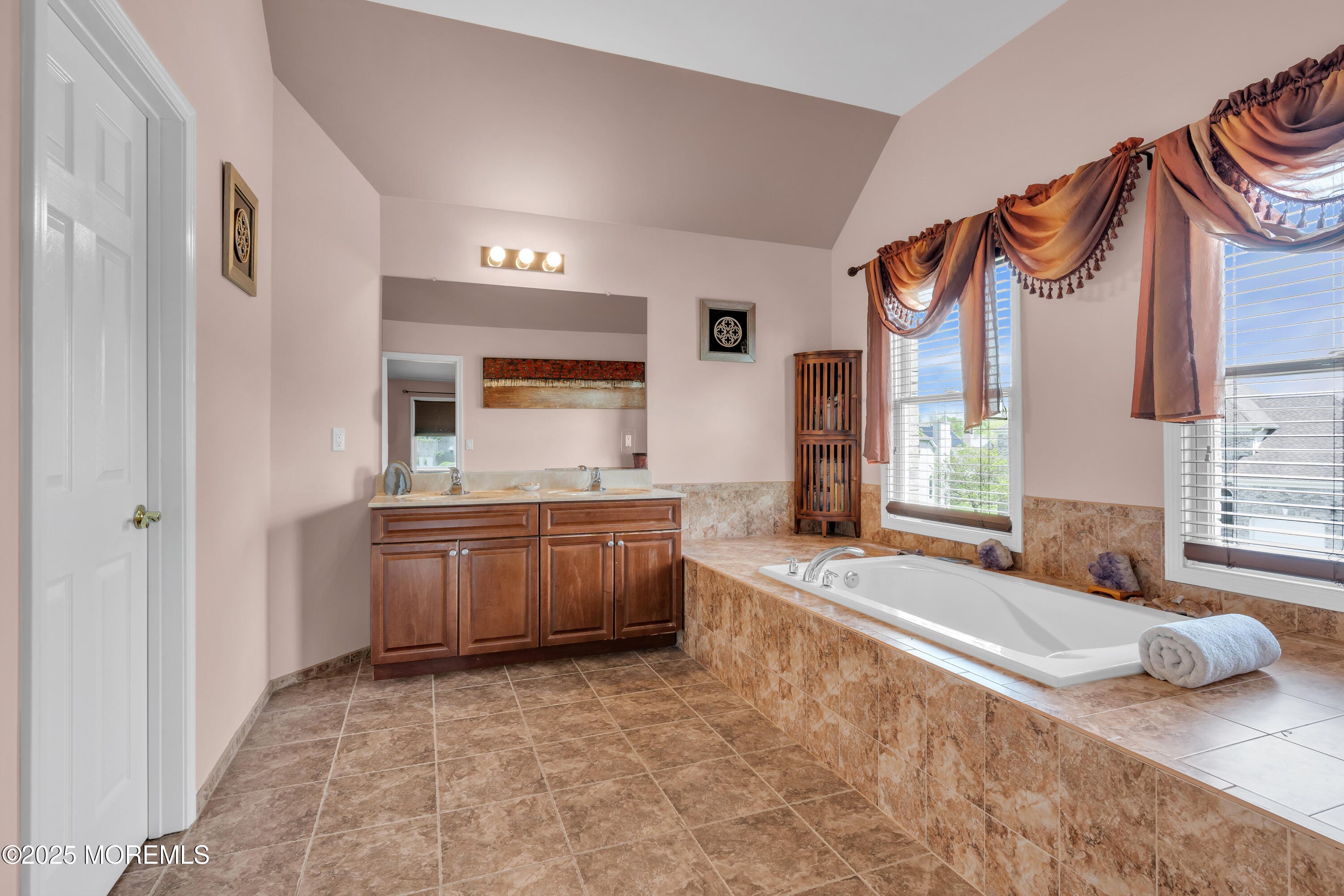 8 Hedgerow Lane, Manalapan, NJ, 07726 image 38