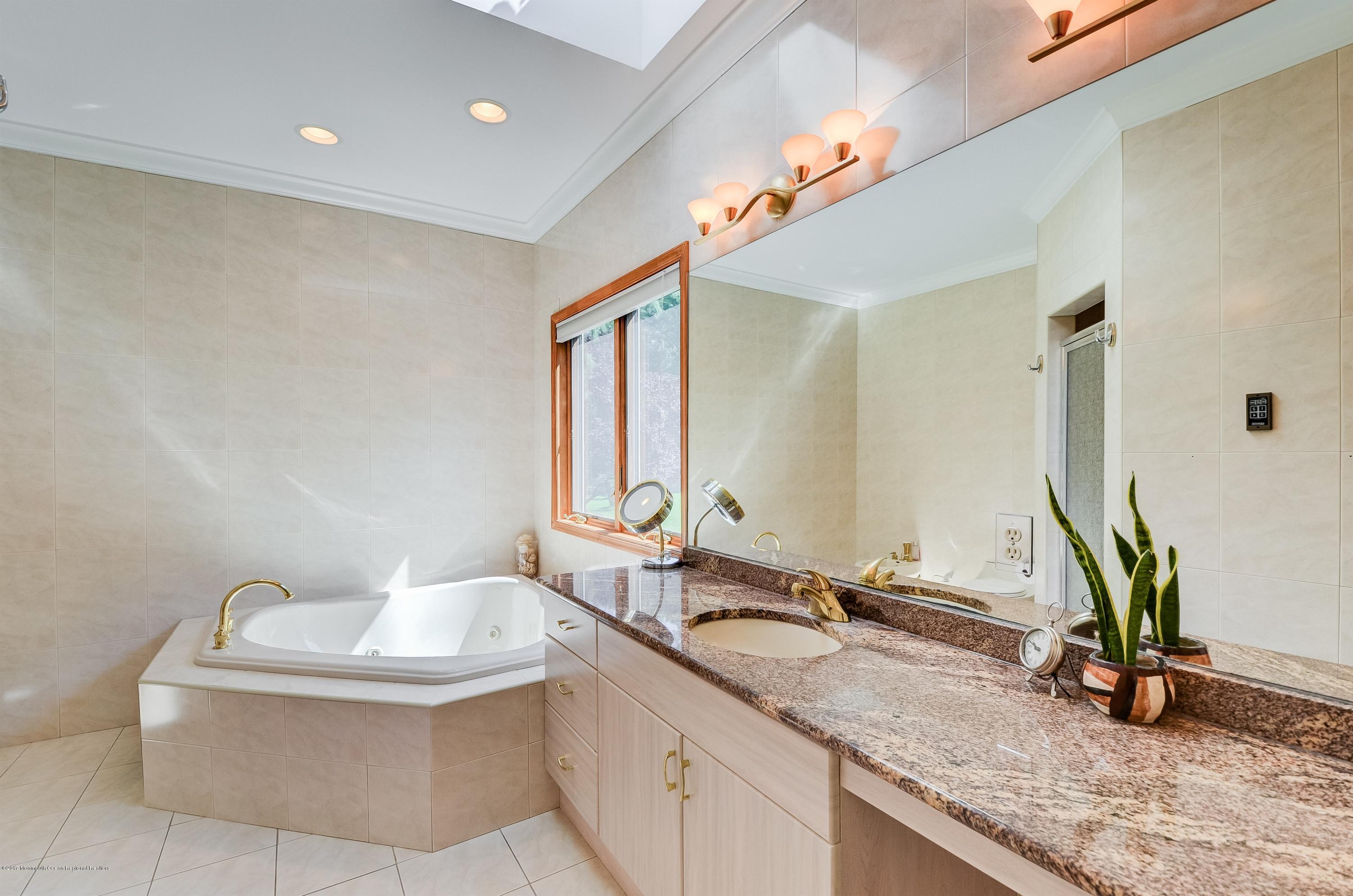 7 Mccampbell Road, Holmdel, NJ, 07733 image 28