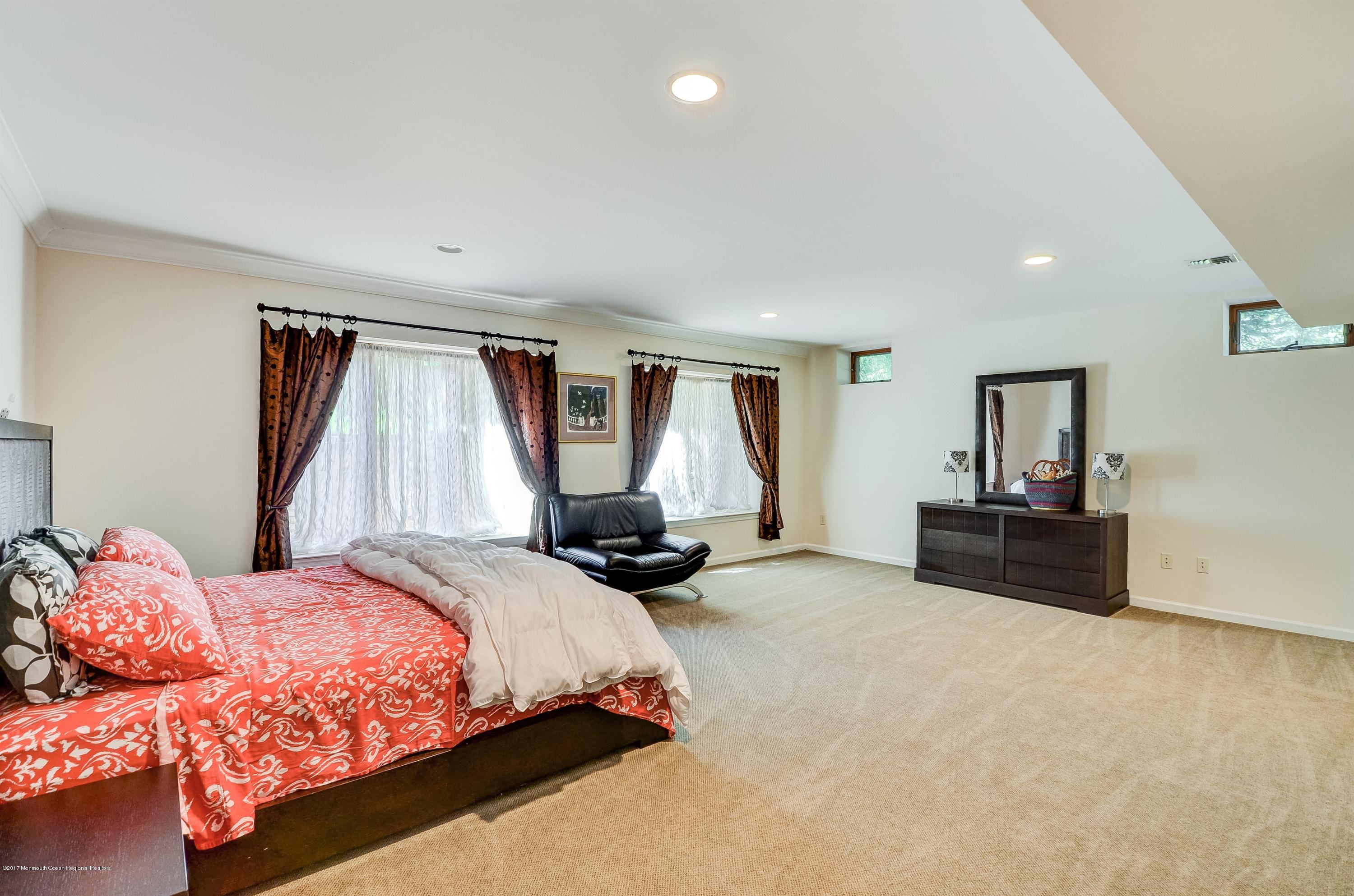 7 Mccampbell Road, Holmdel, NJ, 07733 image 39